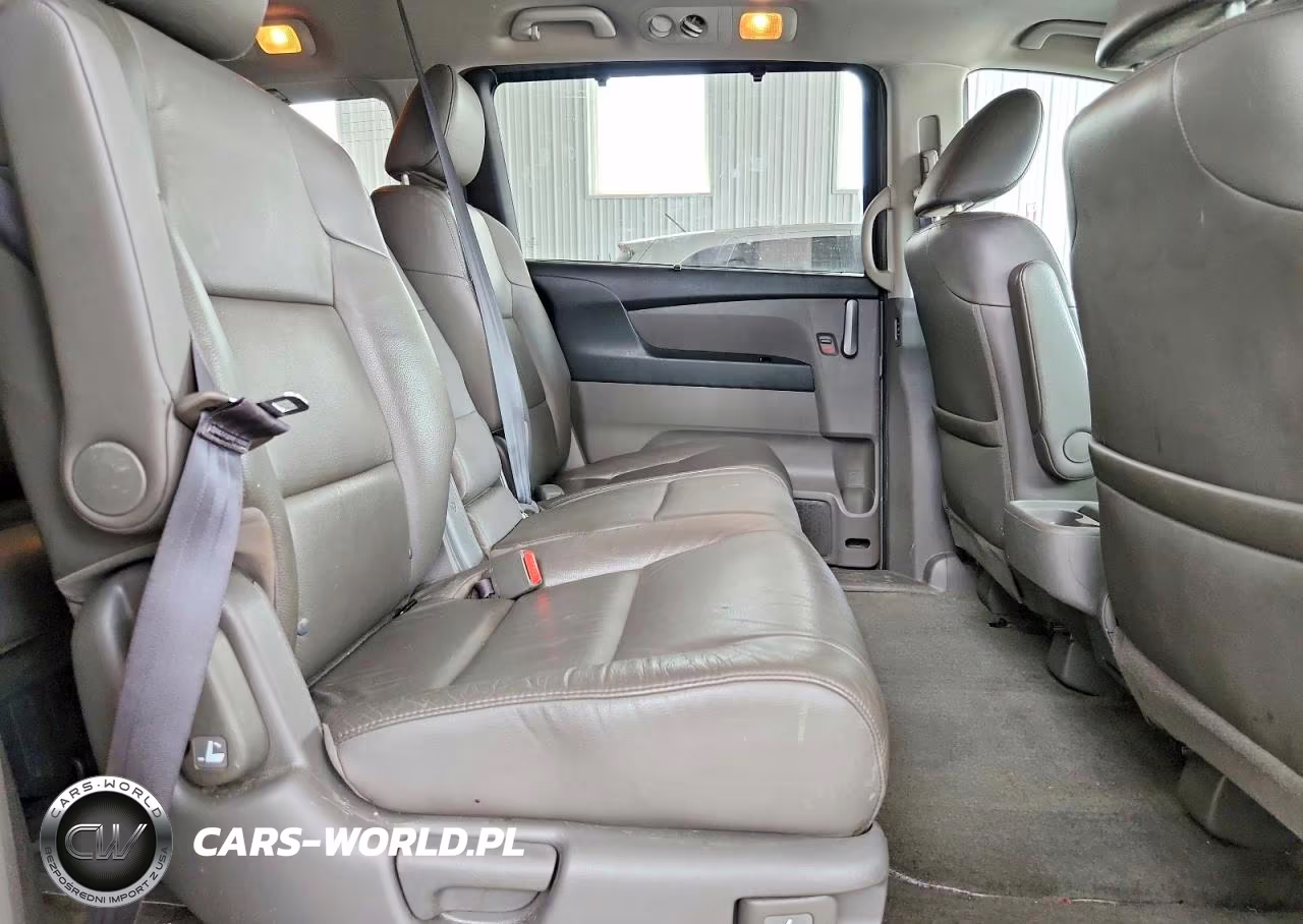 2012 Honda Odyssey Touring VIN:5FNRL5H9XCB107948 - 11