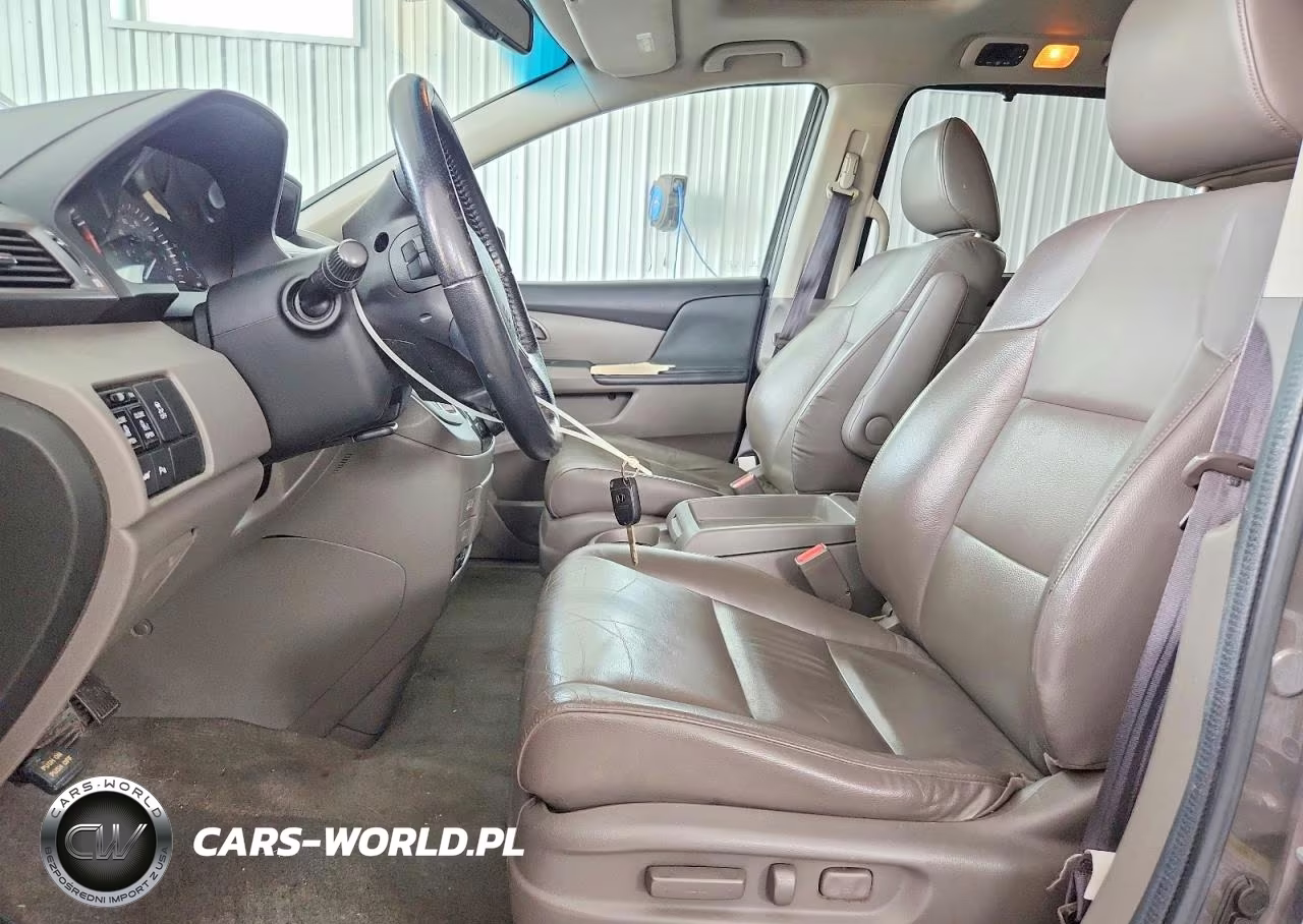 2012 Honda Odyssey Touring VIN:5FNRL5H9XCB107948 - 7