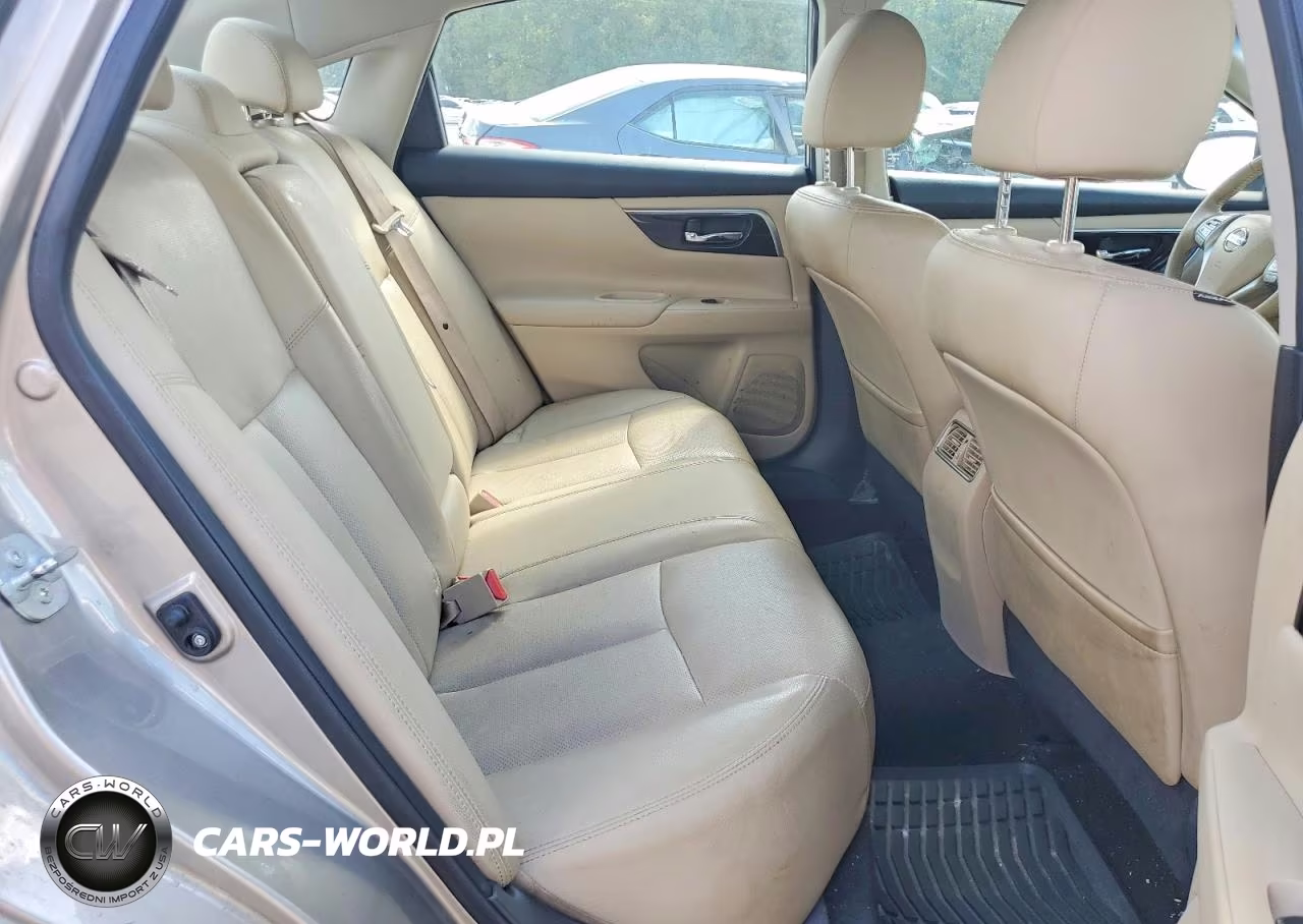 2015 Nissan Altima VIN:1N4AL3AP3FC436380 - 10
