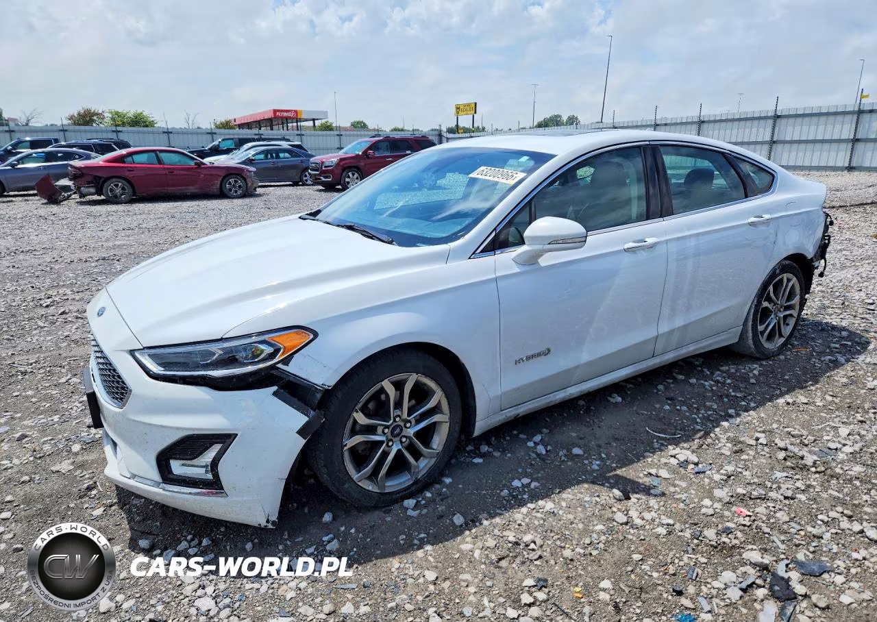 2019 Ford Fusion Titanium – zdjęcie 1 z 13