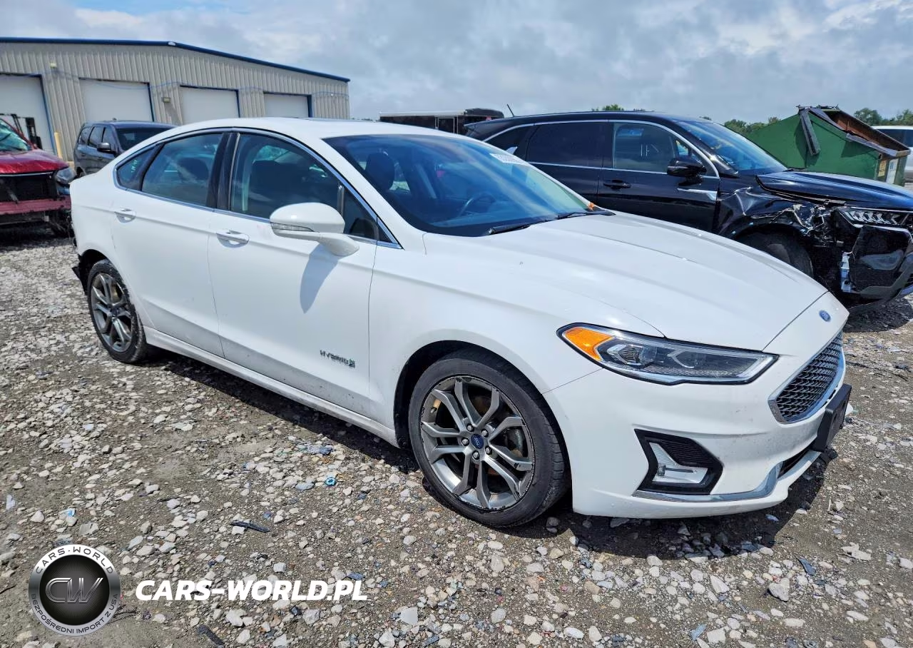 2019 Ford Fusion Titanium VIN:3FA6P0RU0KR106758 - 4