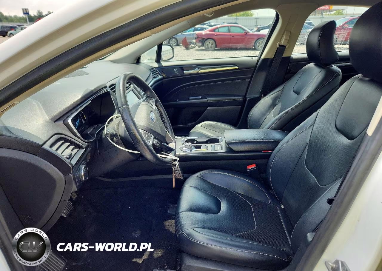 2019 Ford Fusion Titanium VIN:3FA6P0RU0KR106758 - 7