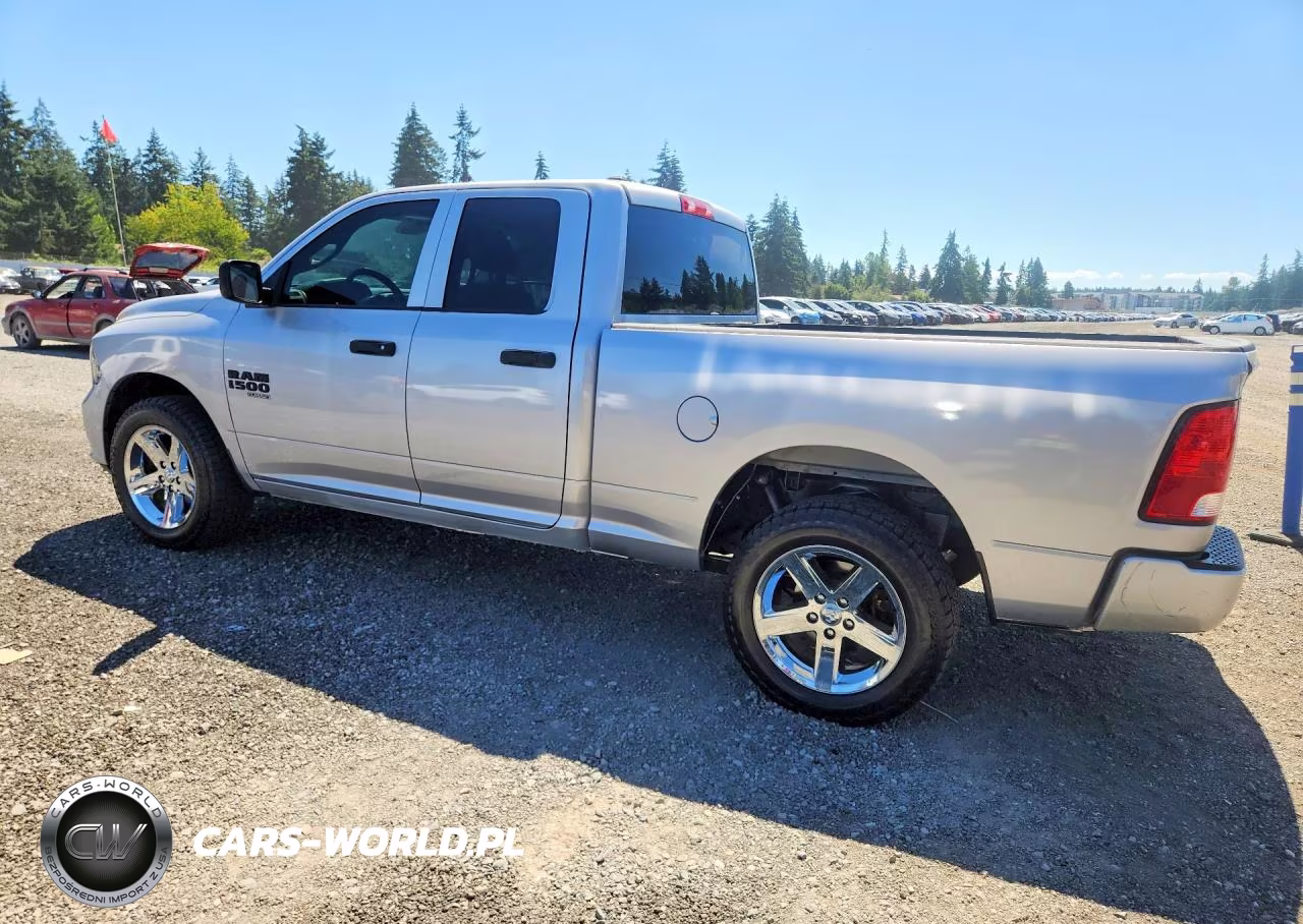 2019 Ram 1500 Classic Tradesman VIN:1C6RR7FG2KS502145 - 2