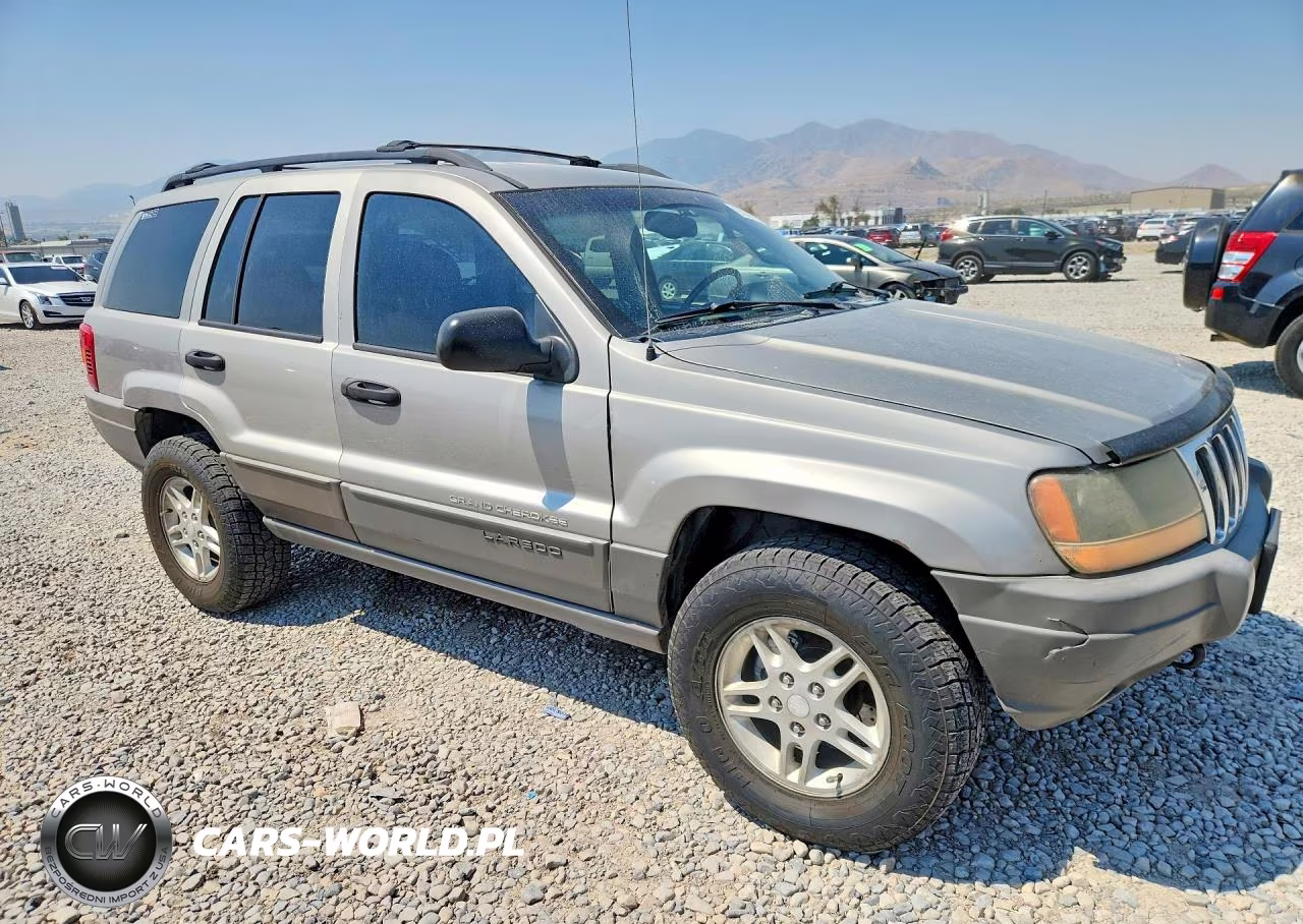 2002 Jeep Grand Cherokee Laredo VIN:1J4GW48N12C183036 - 4
