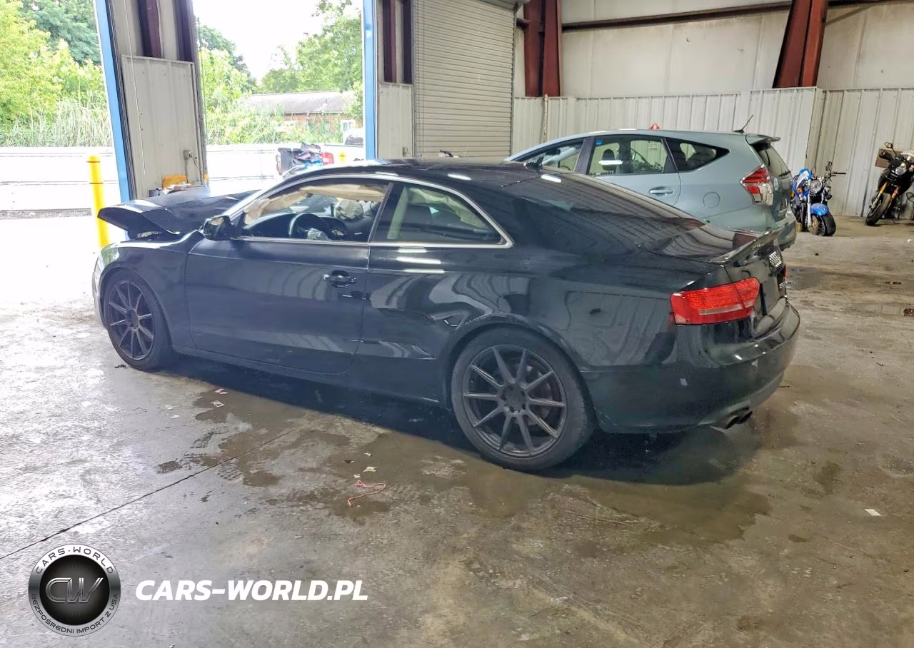 2010 Audi A5 Premium Plus VIN:WAURFAFR9AA005675 - 2