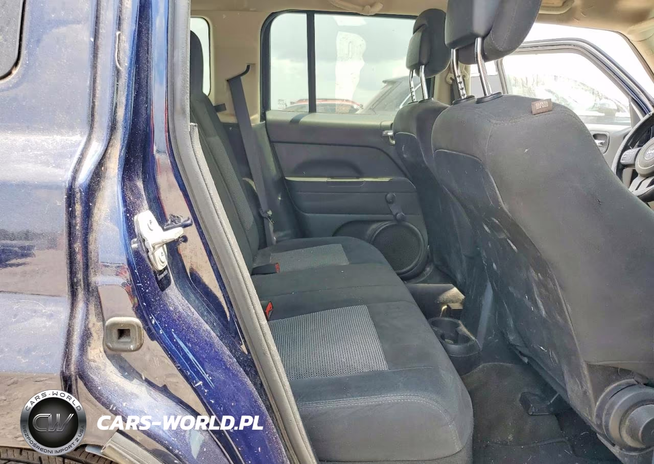 2016 Jeep Patriot Sport VIN:1C4NJPBB4GD649135 - 10