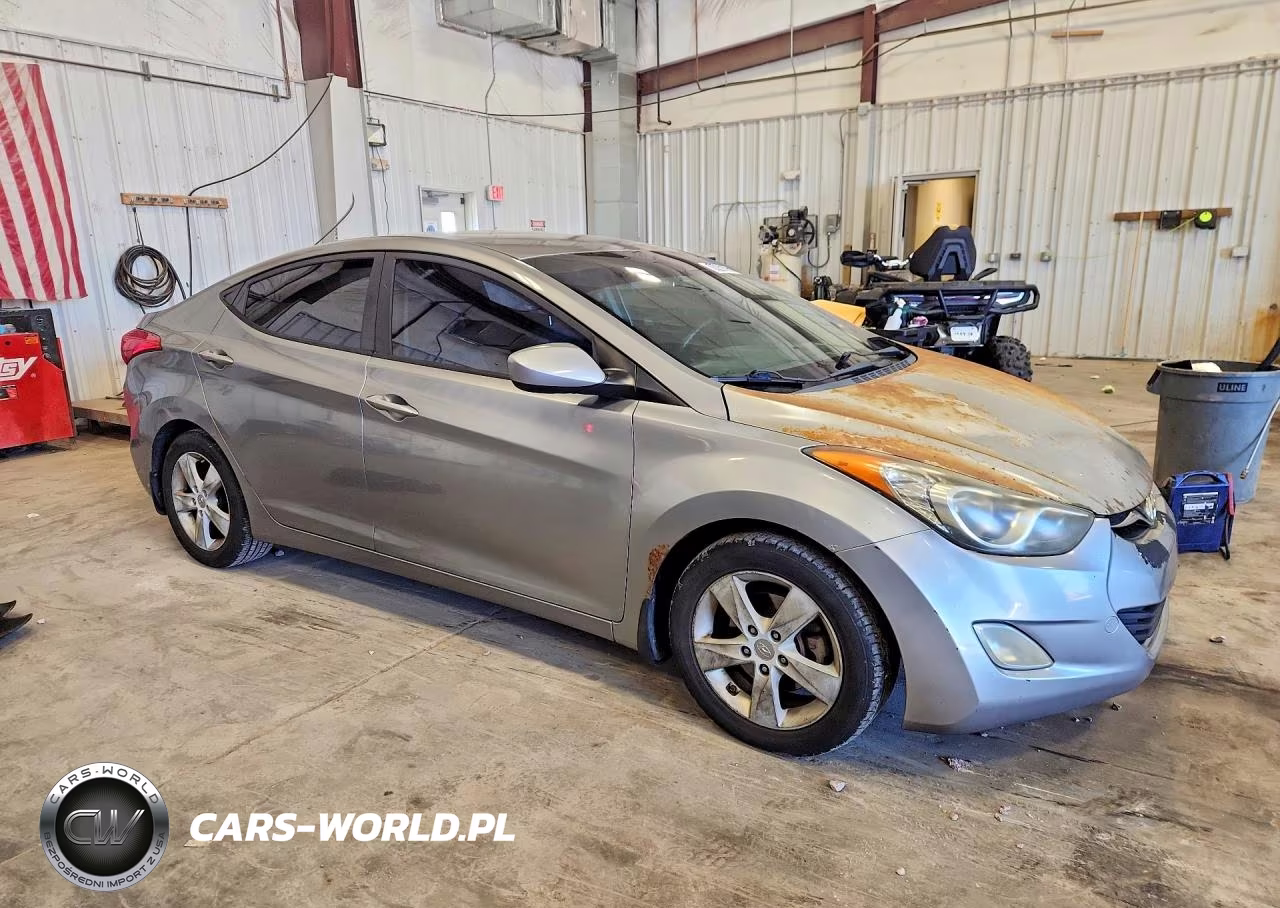 2013 Hyundai Elantra Gls VIN:KMHDH4AE7DU998167 - 4