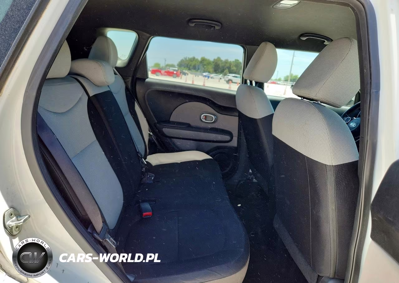 2015 Kia Soul Base VIN:KNDJN2A21F7809489 - 10