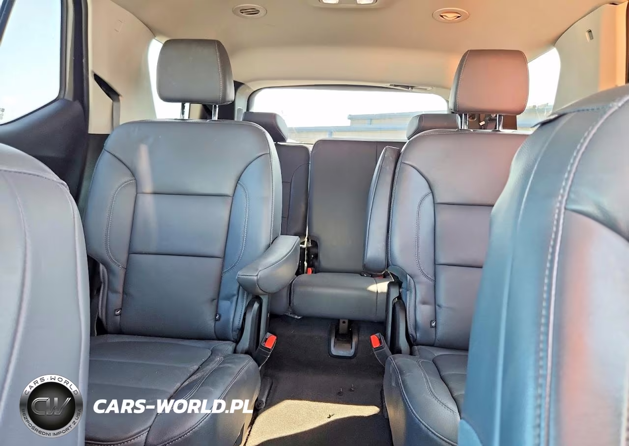 2019 Chevrolet Traverse Lt VIN:1GNERHKWXKJ108867 - 10