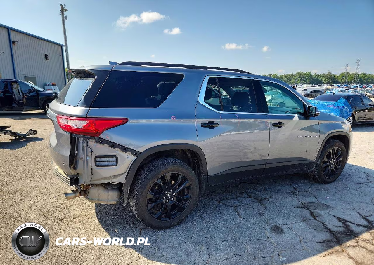 2019 Chevrolet Traverse Lt VIN:1GNERHKWXKJ108867 - 3