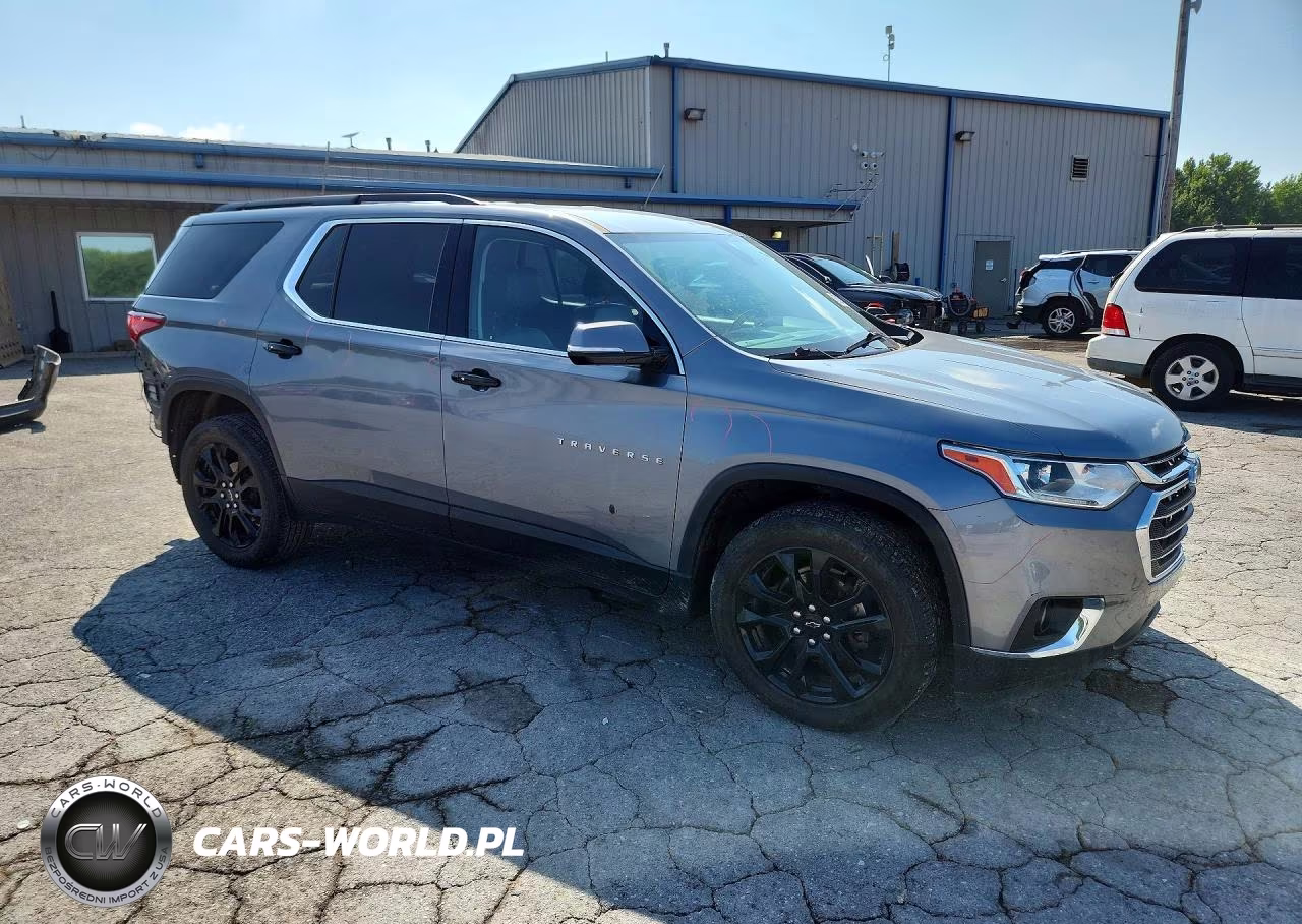 2019 Chevrolet Traverse Lt VIN:1GNERHKWXKJ108867 - 4