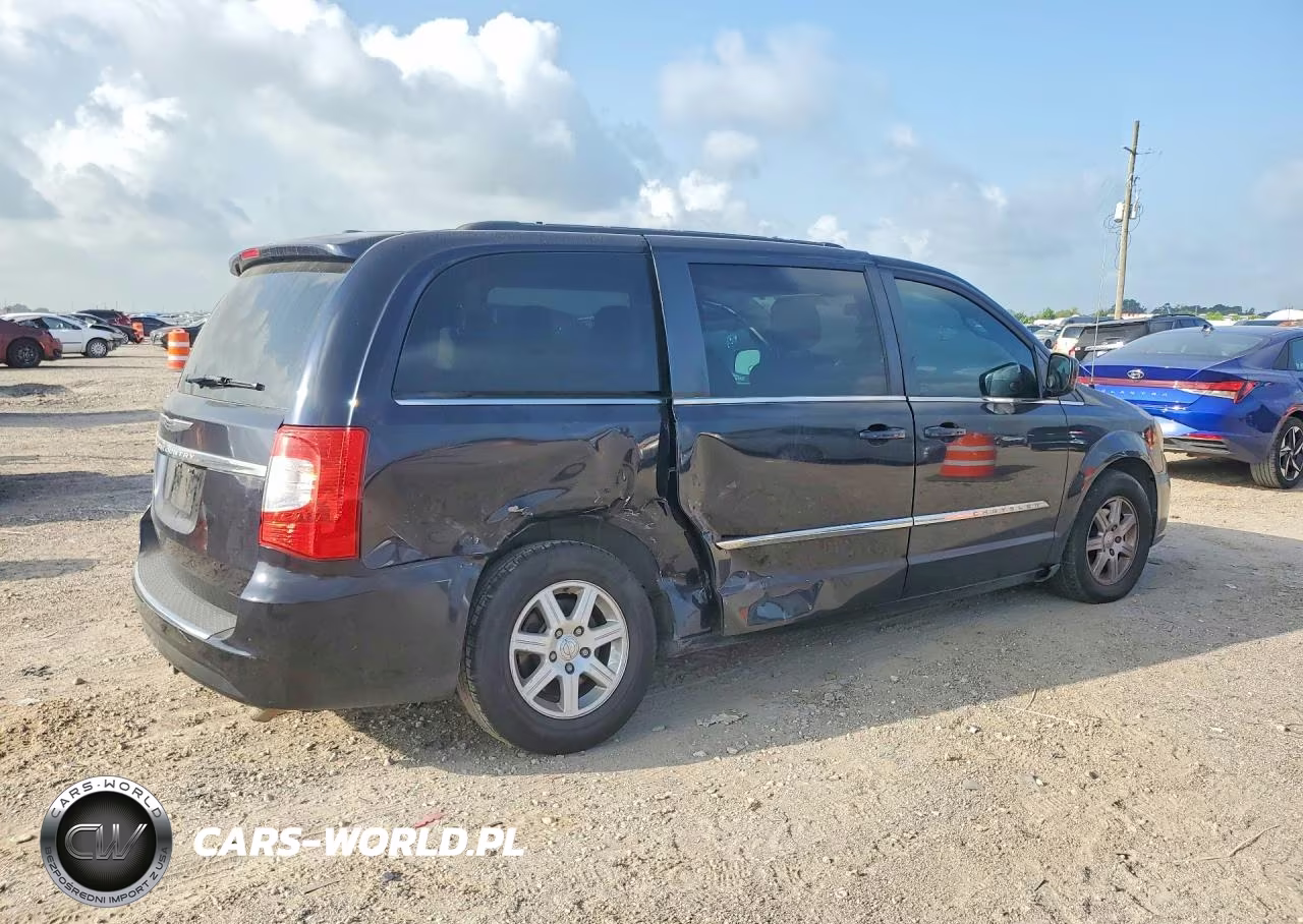 2011 Chrysler Town & Country Touring VIN:2A4RR5DG4BR604798 - 3