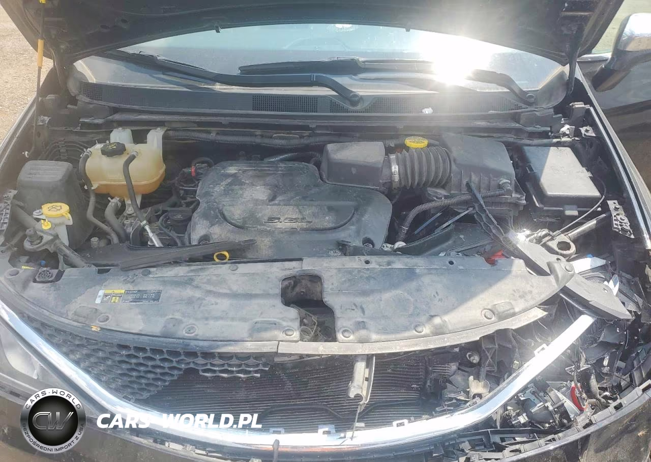 2020 Chrysler Pacifica Limited VIN:2C4RC1GG6LR240025 - 12