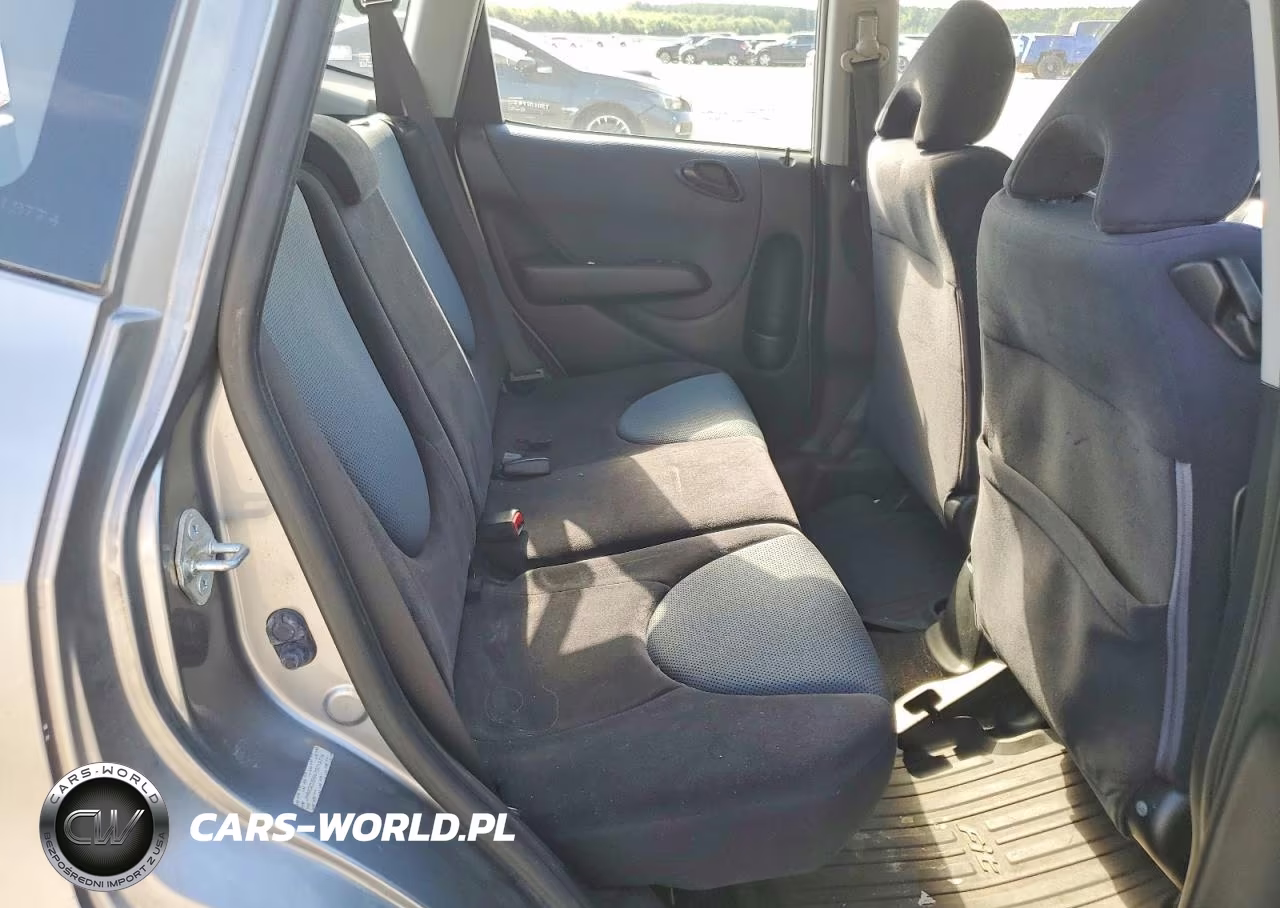 2007 Honda Fit S VIN:JHMGD38647S019774 - 10