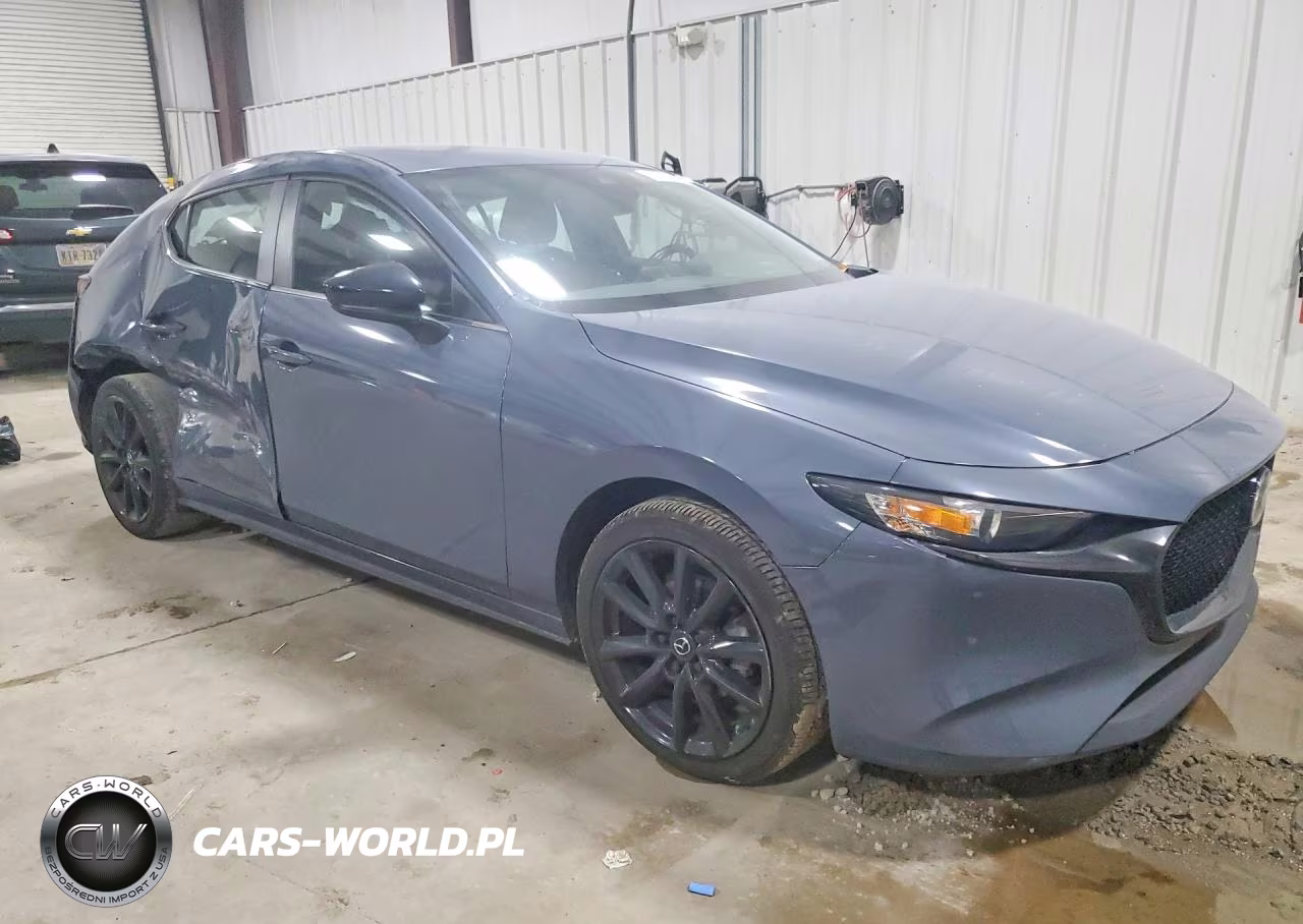 2023 Mazda 3 Preferred VIN:JM1BPALM6P1600356 - 4