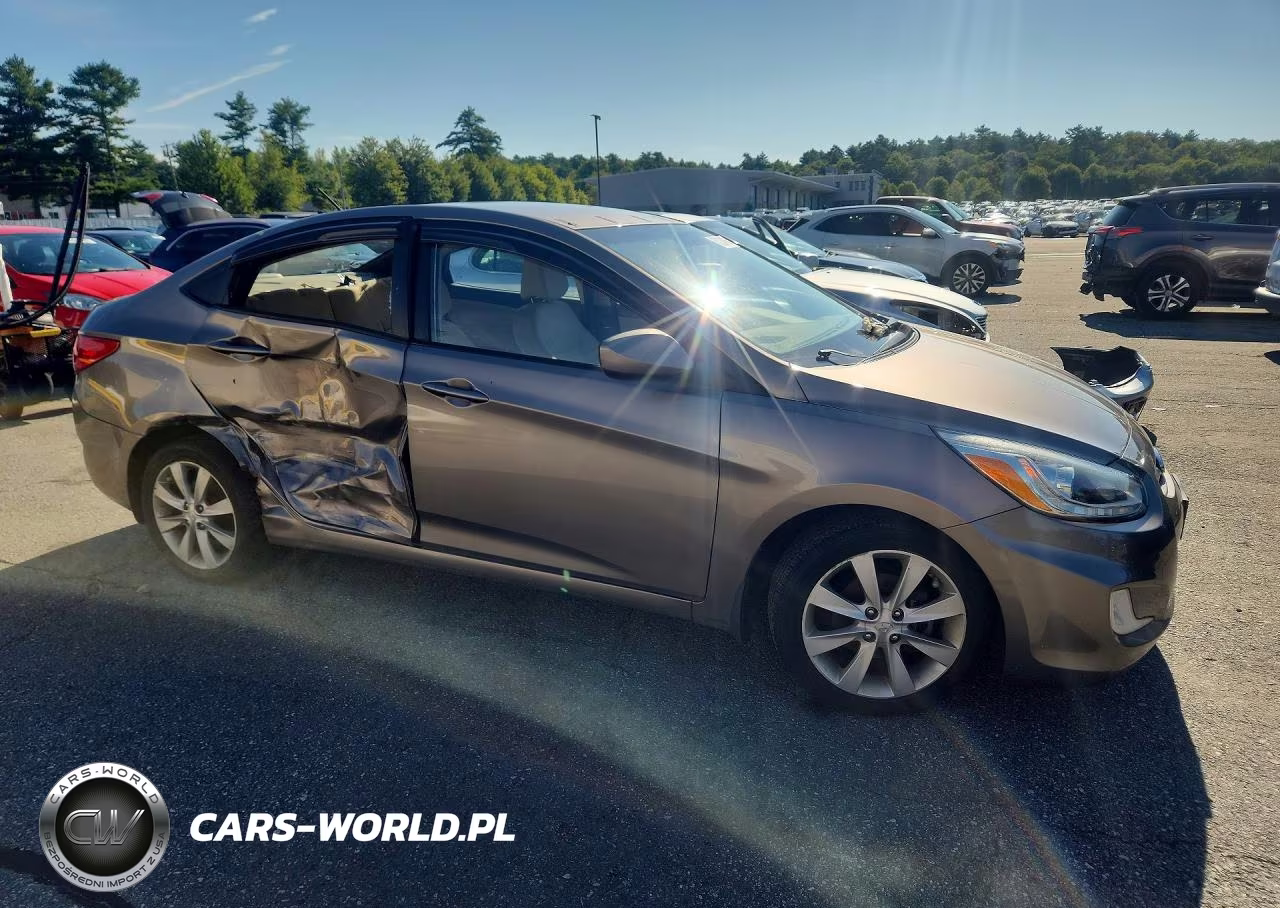 2014 Hyundai Accent Gls VIN:KMHCU4AE4EU590069 - 4
