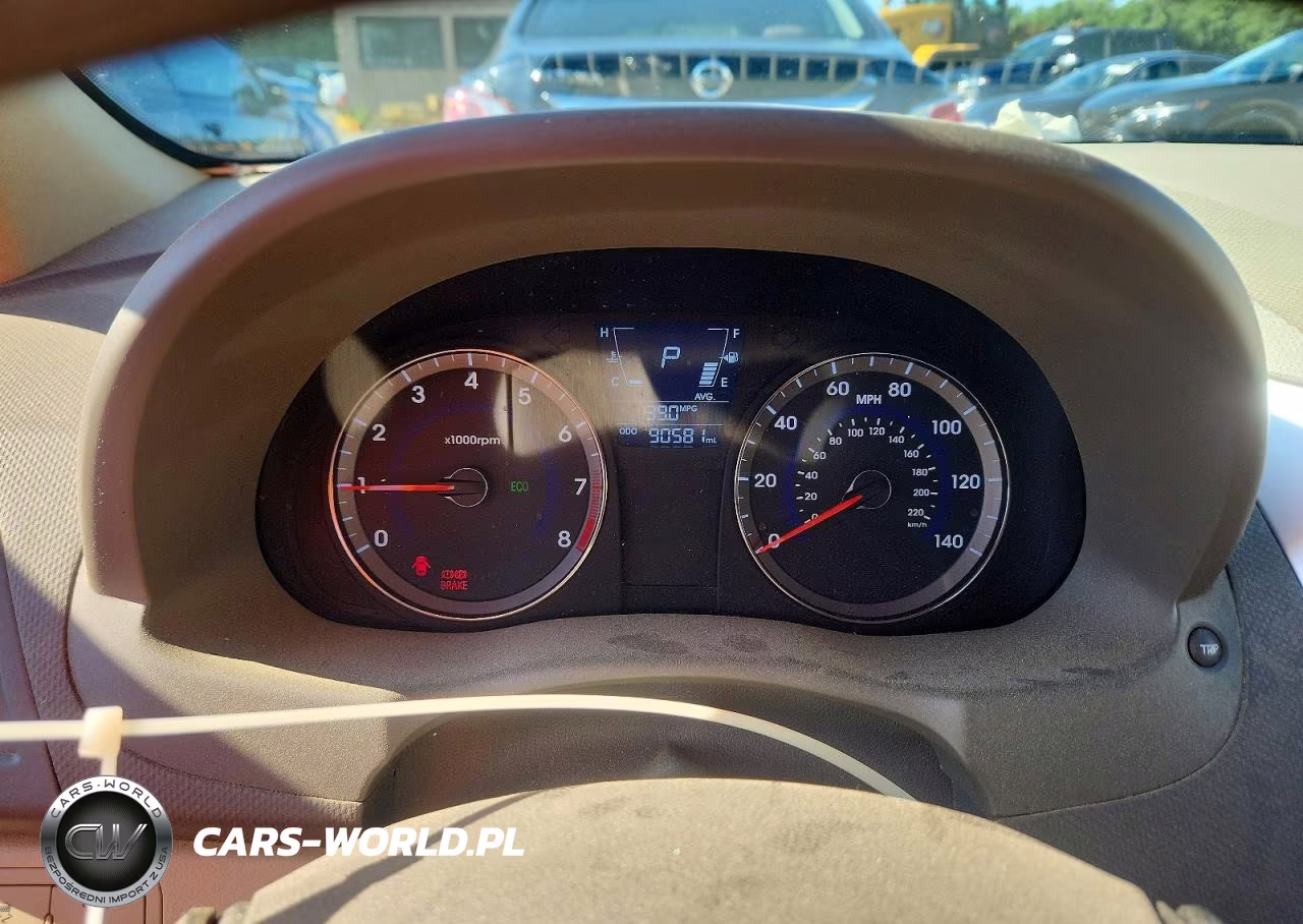 2014 Hyundai Accent Gls VIN:KMHCU4AE4EU590069 - 9