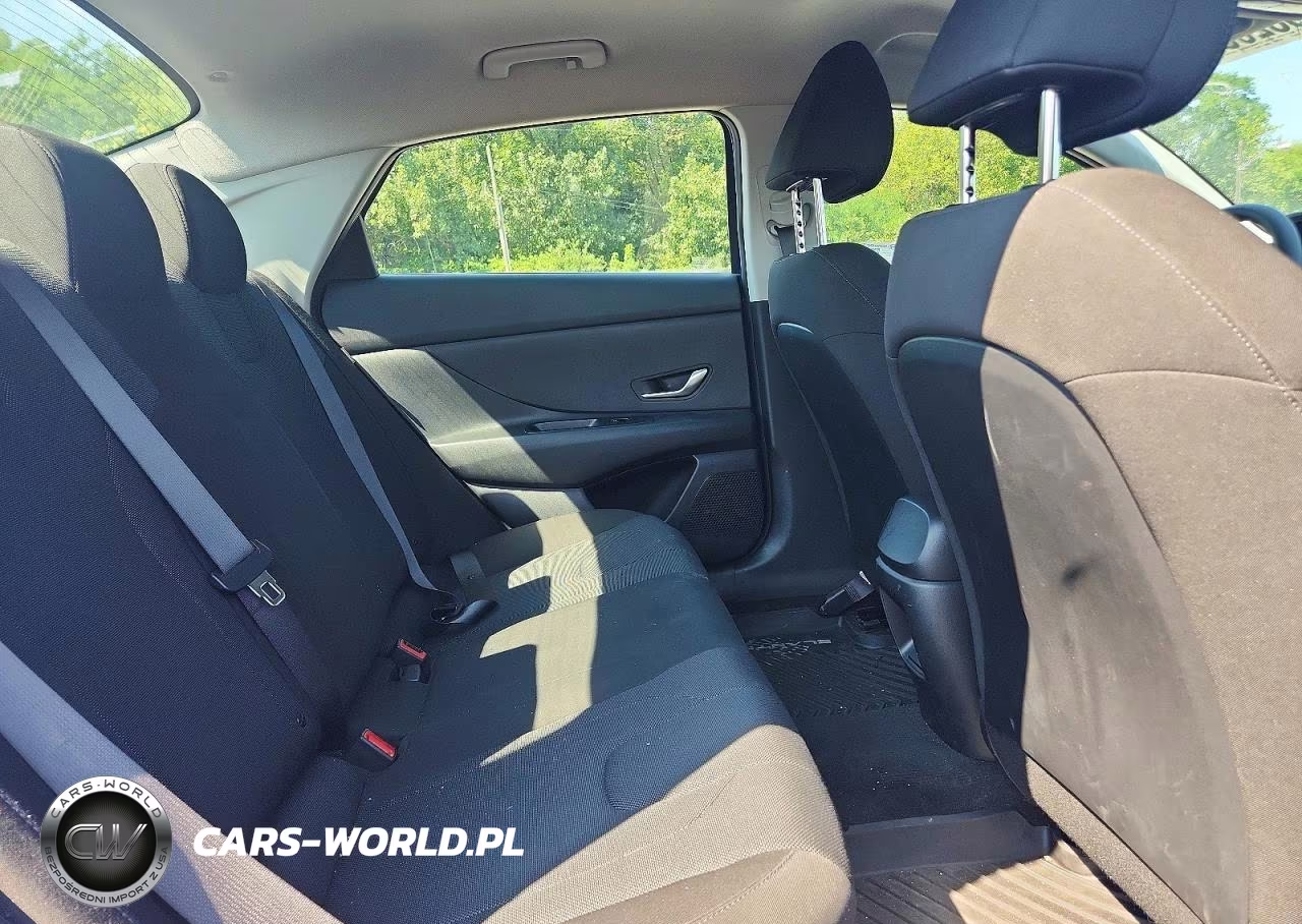 2025 Hyundai Elantra Se VIN:KMHLL4DG6SU988251 - 10