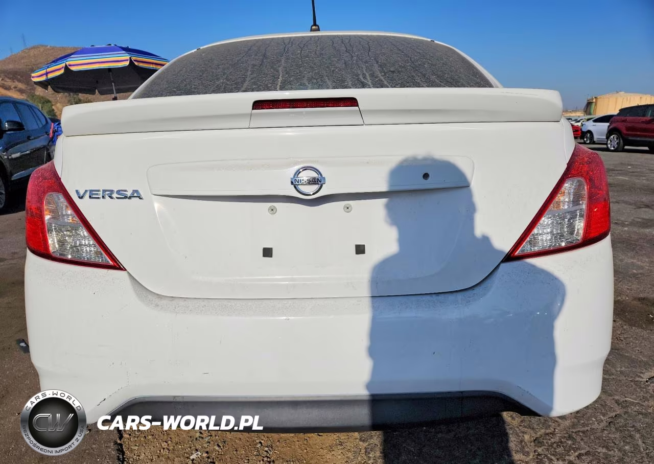 2018 Nissan Versa S Plus VIN:3N1CN7AP9JL803562 - 6