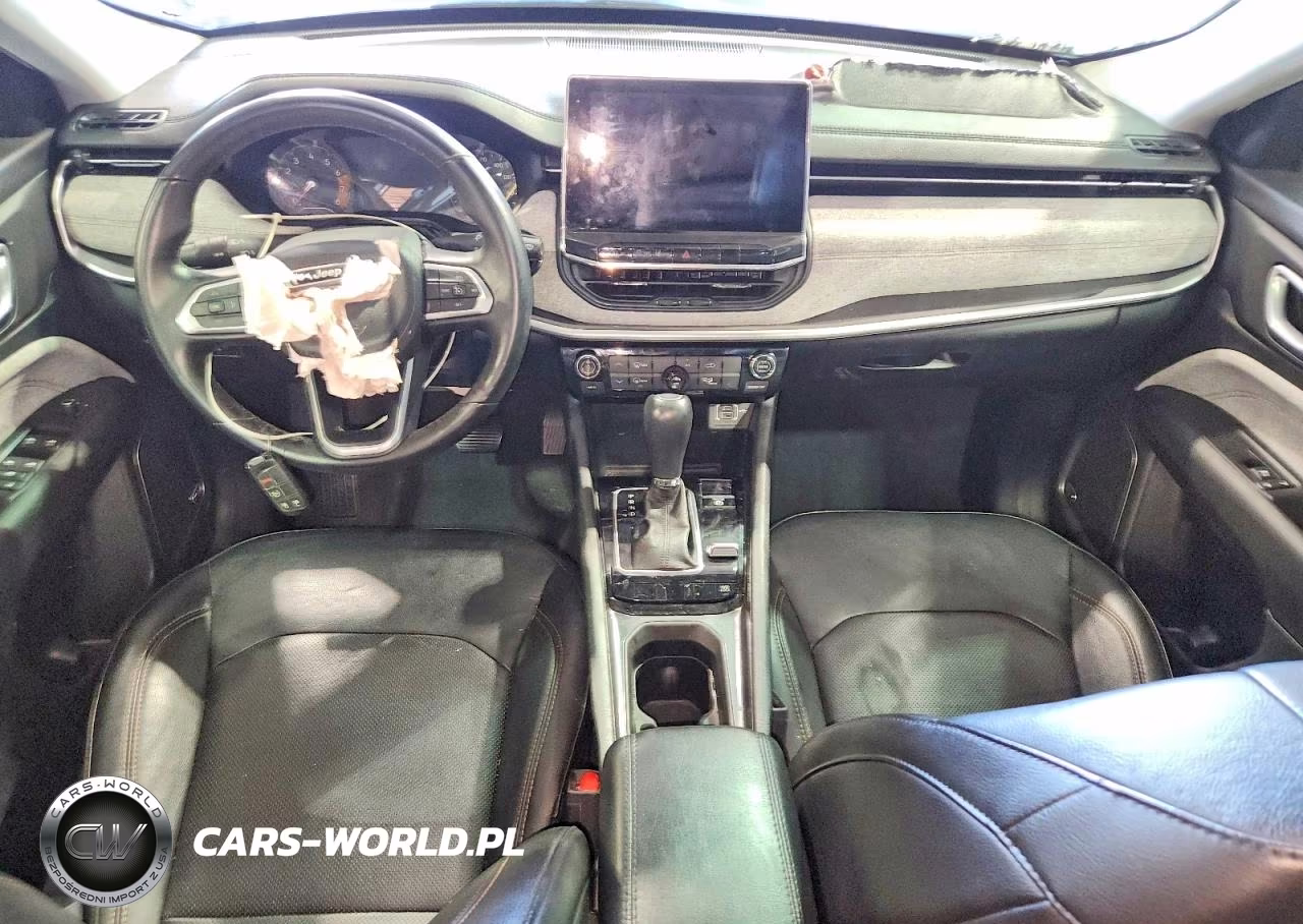 2022 Jeep Compass Latitude Lux VIN:3C4NJDFB8NT180888 - 8