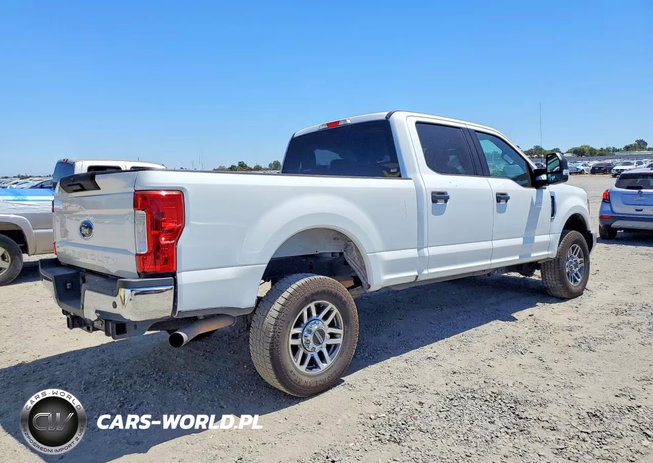 2019 Ford F250 Super Duty VIN:1FT7W2B68KEF96720 - 3