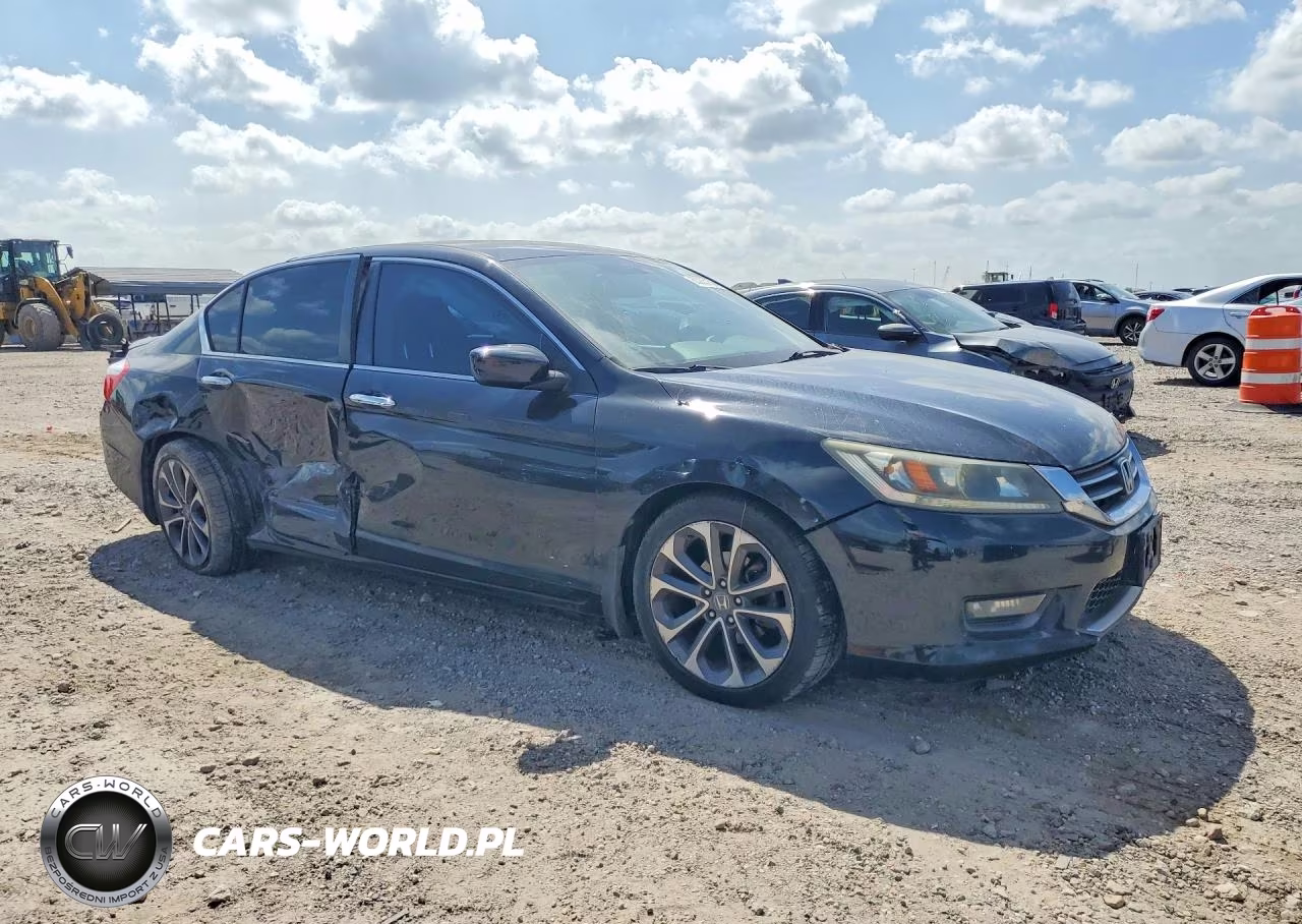 2015 Honda Accord Sport VIN:1HGCR2F59FA084308 - 4