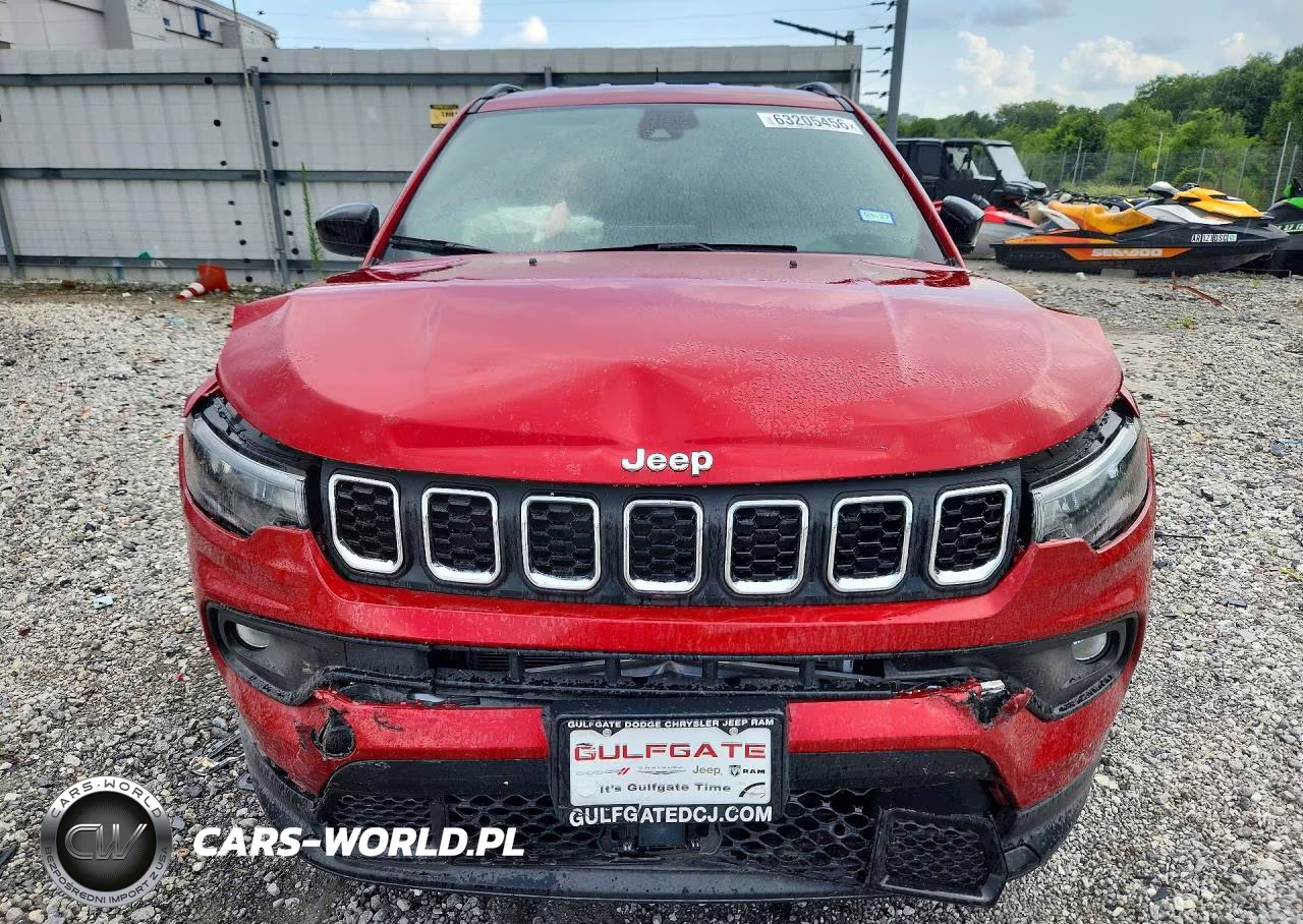 2025 Jeep Compass Latitude VIN:3C4NJDBN6ST526254 - 5