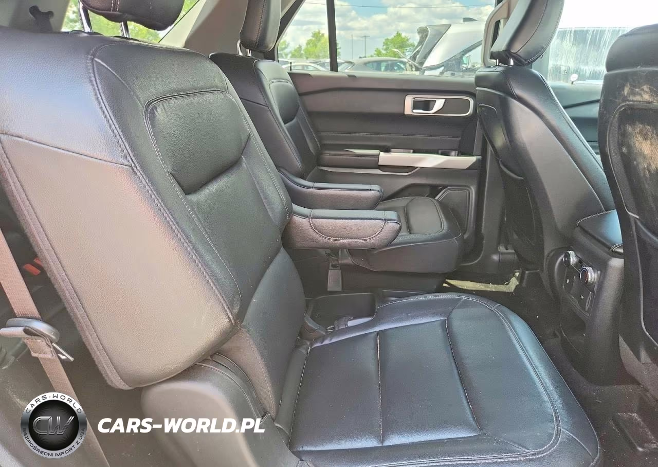 2020 Ford Explorer Xlt VIN:1FMSK8DH9LGC44402 - 11