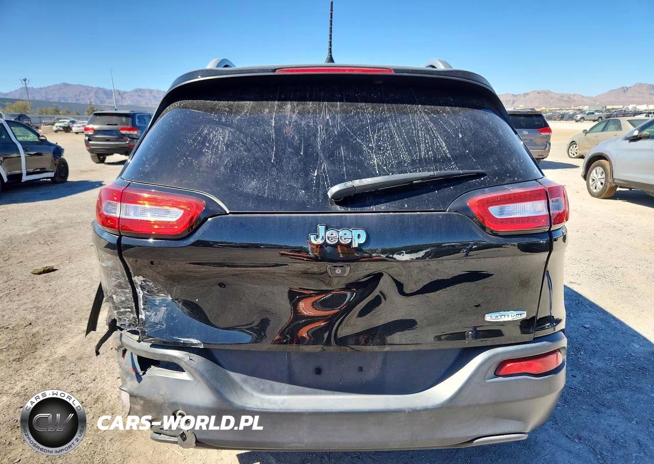 2017 Jeep Cherokee Latitude VIN:1C4PJLCB5HW662837 - 6