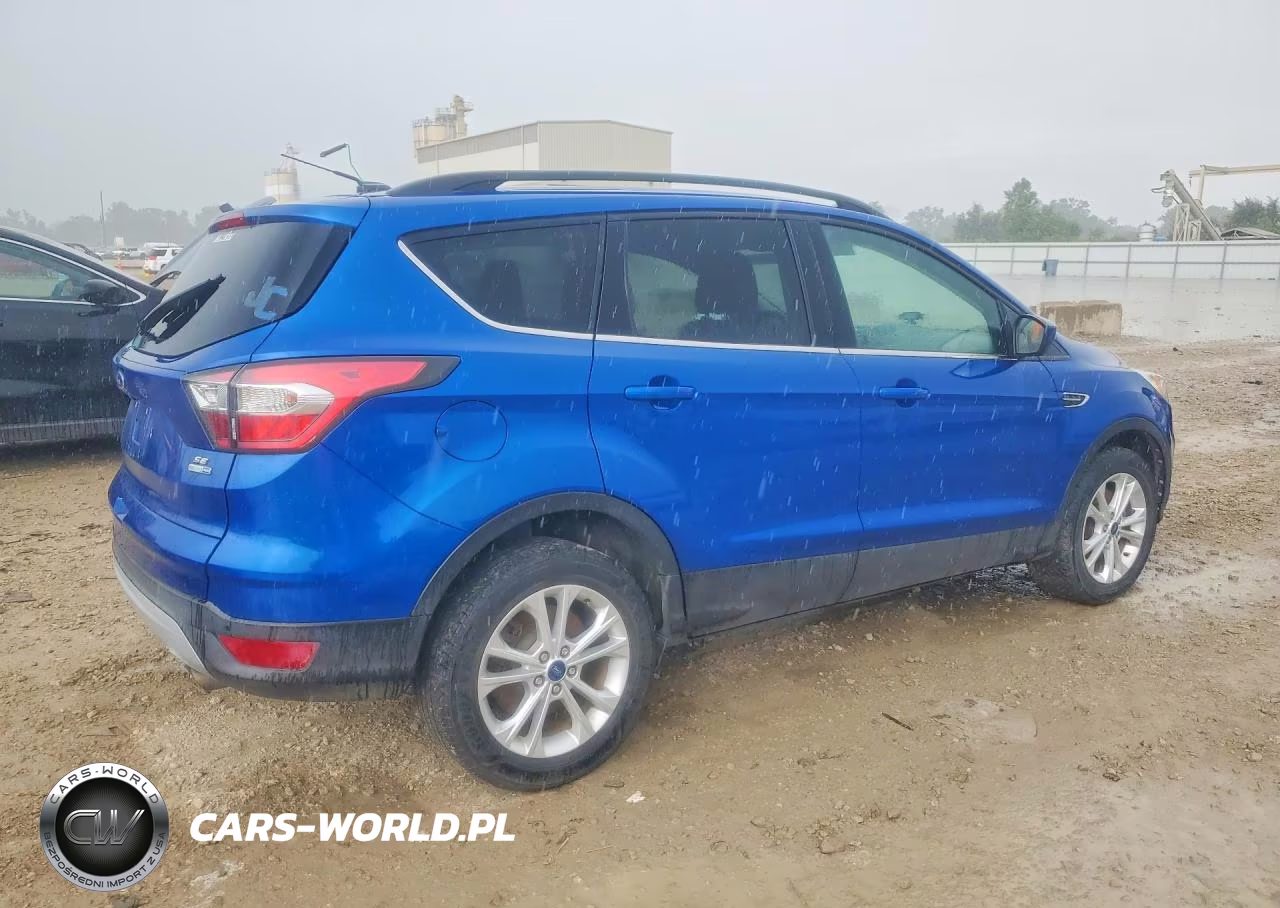 2017 Ford Escape Se VIN:1FMCU9GD3HUB00348 - 3