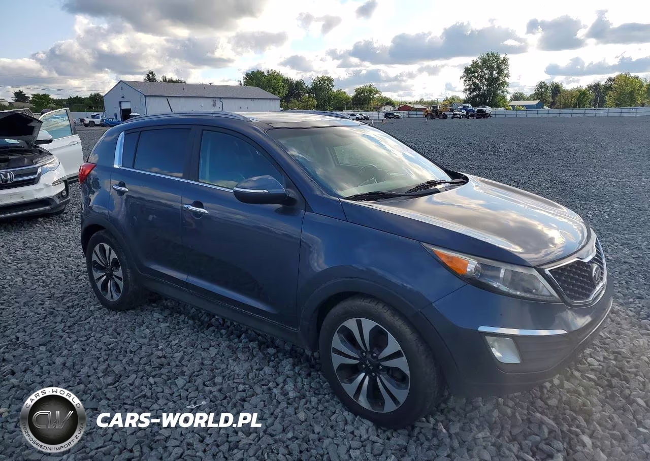 2013 Kia Sportage Sx VIN:KNDPC3A65D7413877 - 4