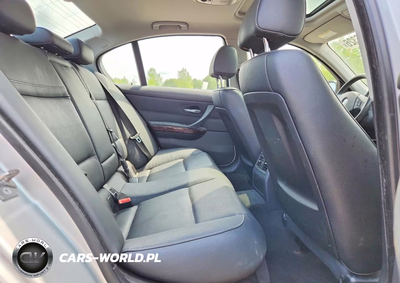 2010 BMW 328 Xi Sulev VIN:WBAPK5C55AA652781 - 10