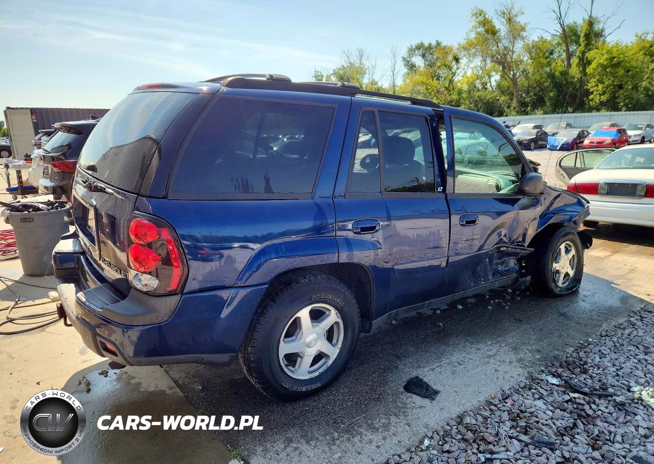 2004 Chevrolet Trailblazer Ls VIN:1GNDT13S242349898 - 3