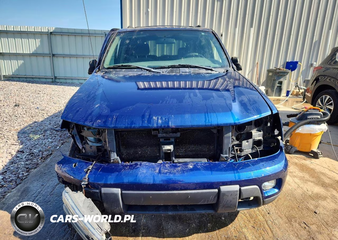 2004 Chevrolet Trailblazer Ls VIN:1GNDT13S242349898 - 5