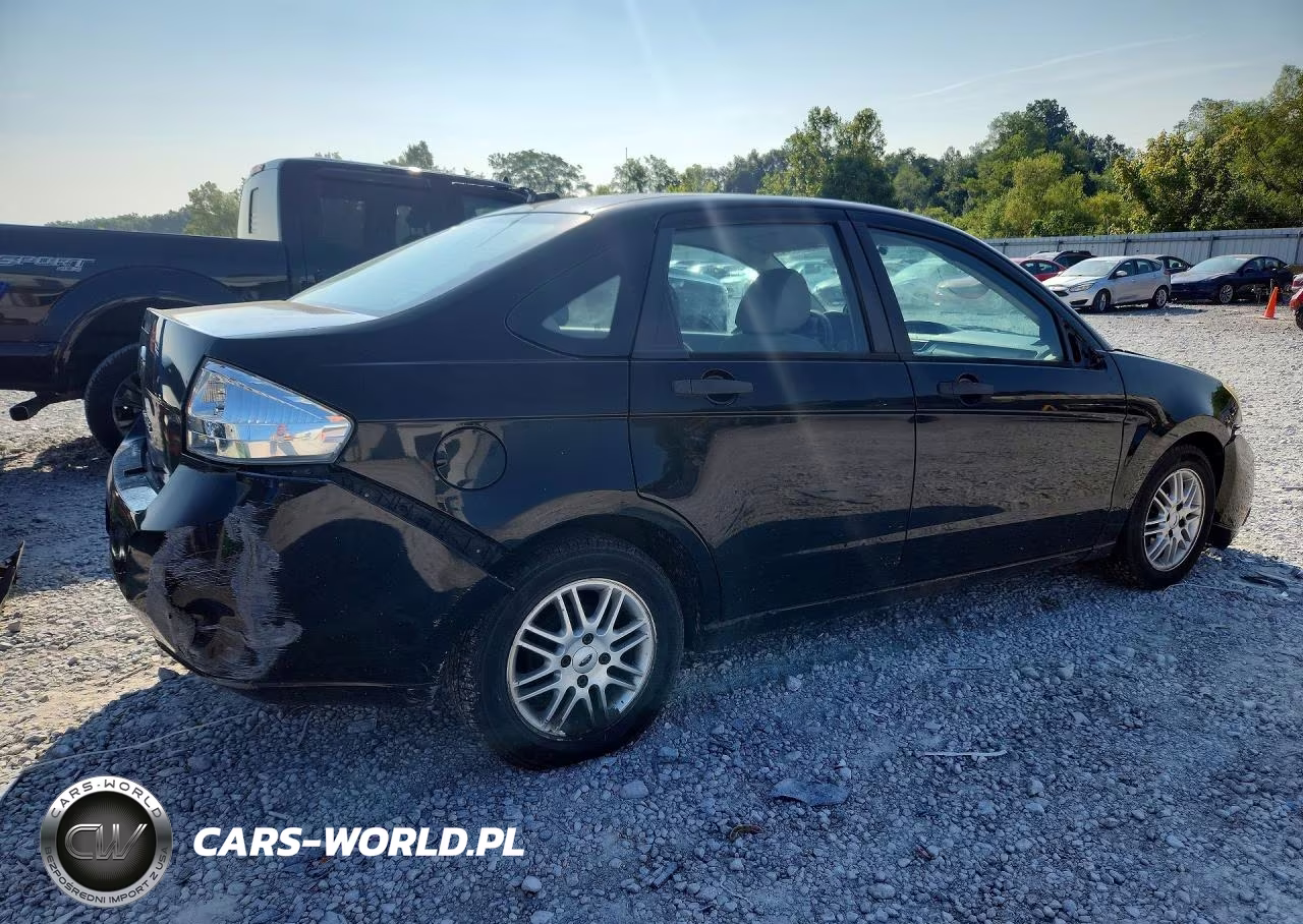 2011 Ford Focus S VIN:1FAHP3EN2BW145020 - 3
