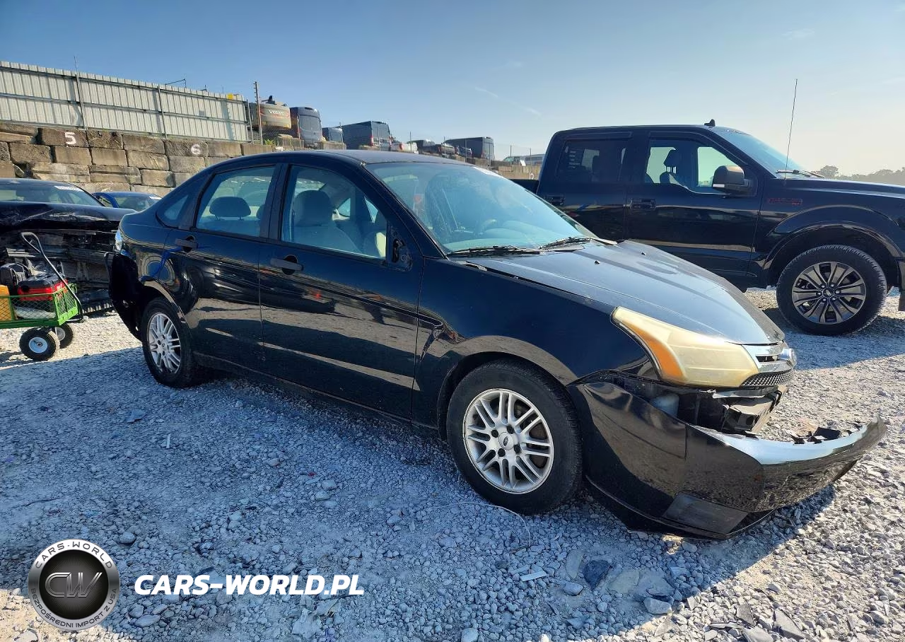2011 Ford Focus S VIN:1FAHP3EN2BW145020 - 4