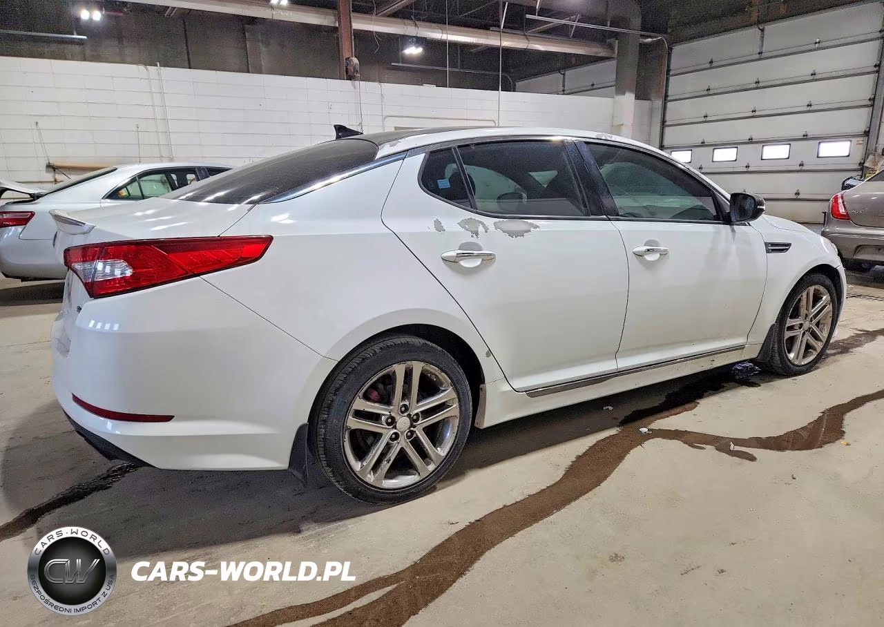 2013 Kia Optima Sx VIN:5XXGR4A60DG093766 - 3