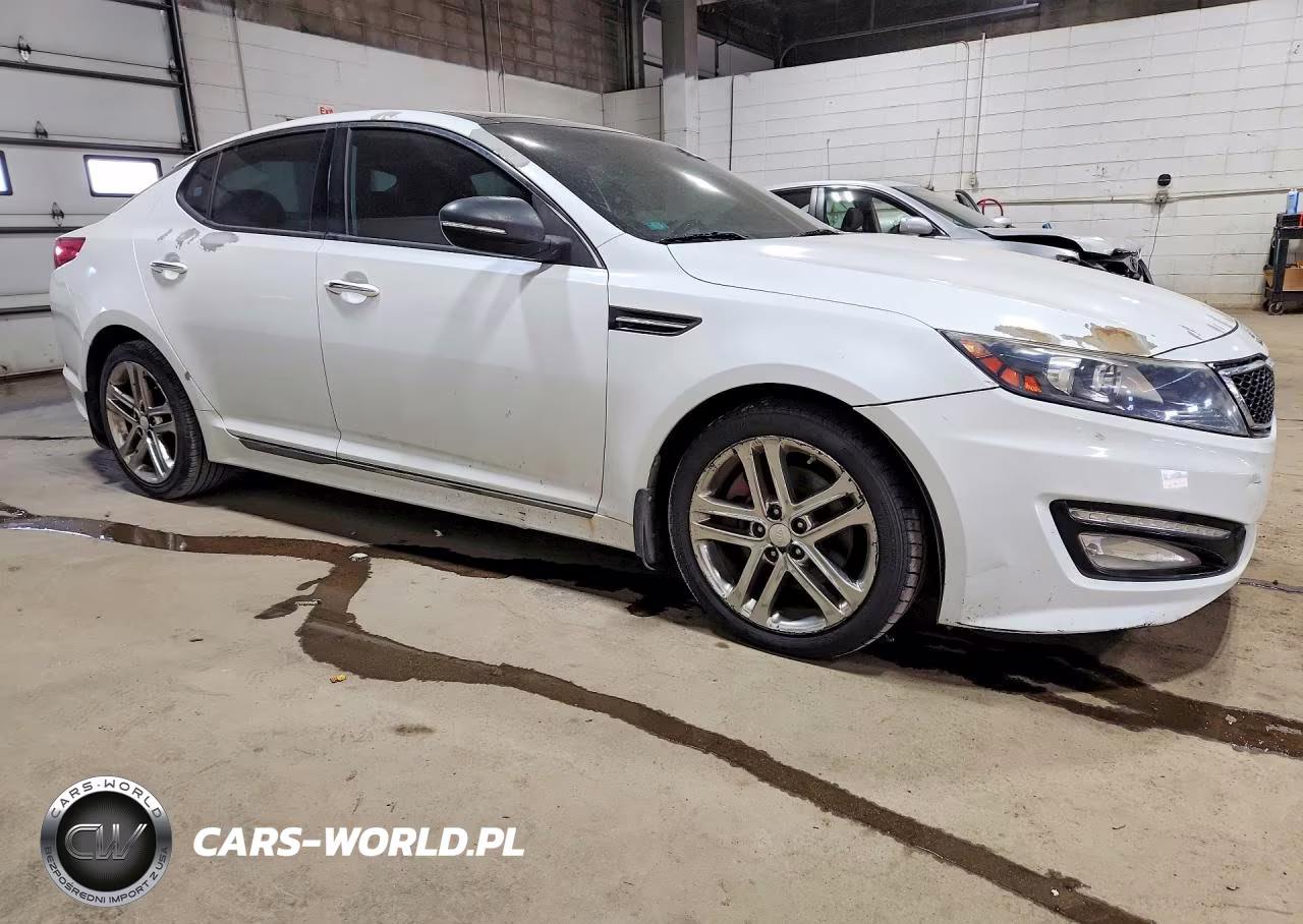 2013 Kia Optima Sx VIN:5XXGR4A60DG093766 - 4