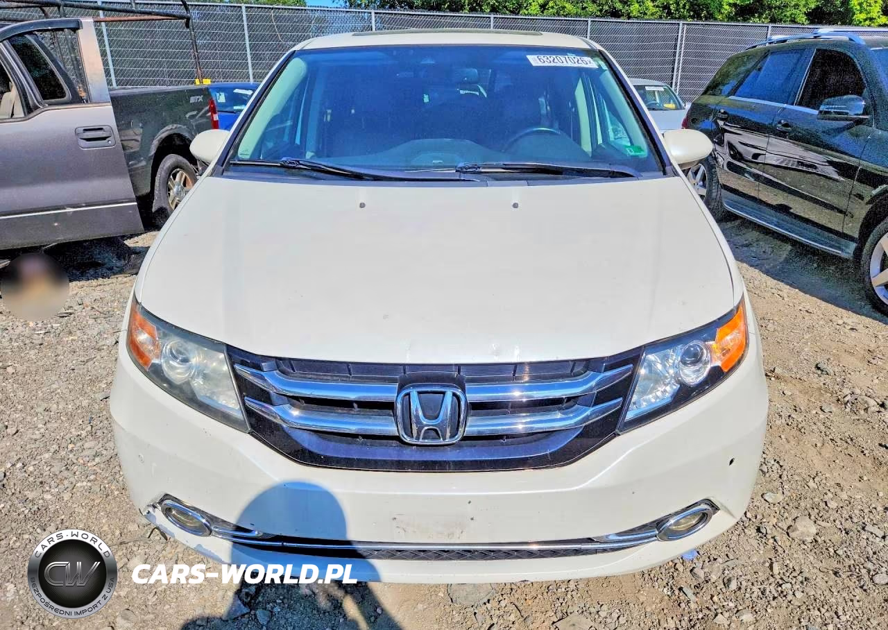 2015 Honda Odyssey Touring VIN:5FNRL5H91FB037244 - 5