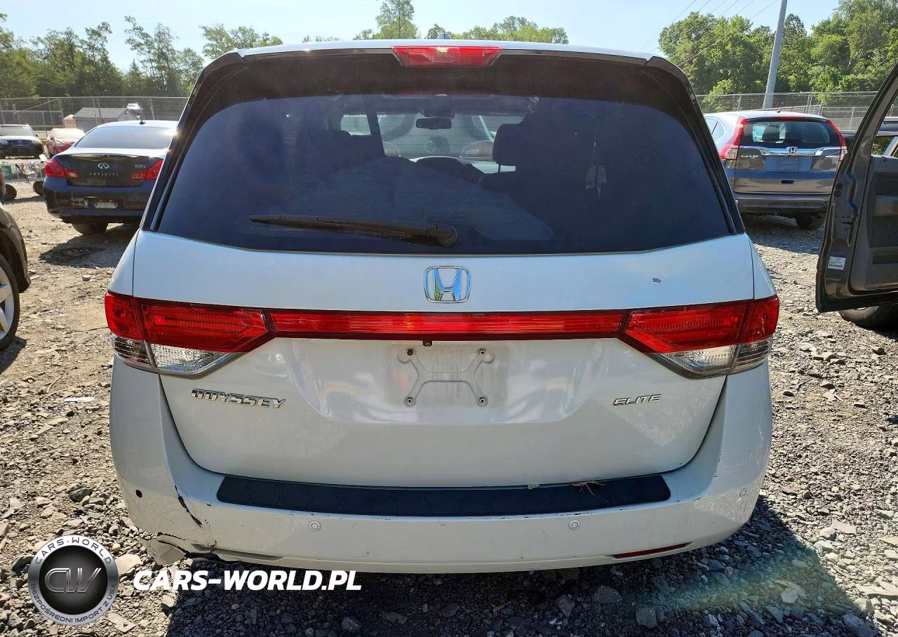 2015 Honda Odyssey Touring VIN:5FNRL5H91FB037244 - 6