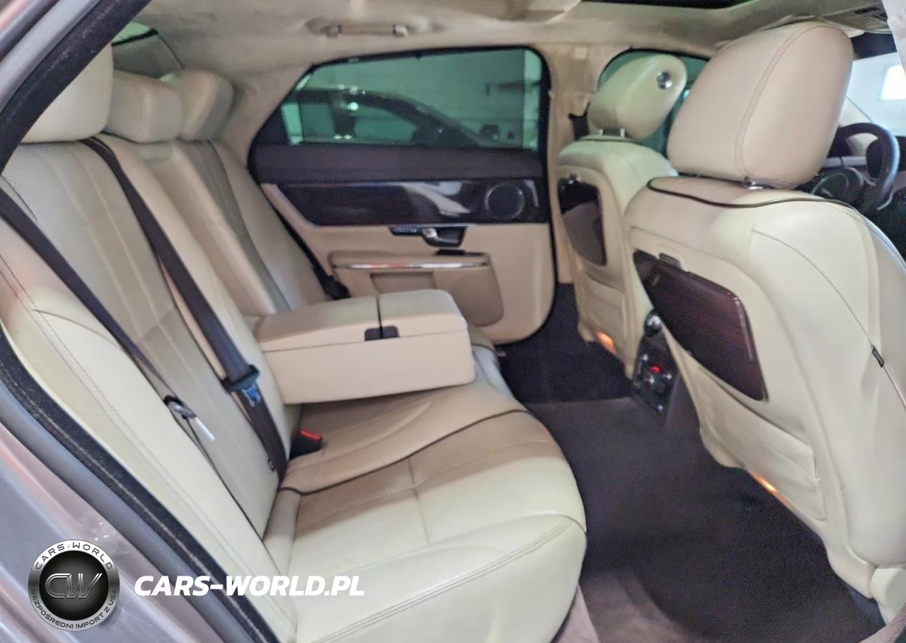 2011 Jaguar Xjl VIN:SAJWA2GB4BLV06749 - 10