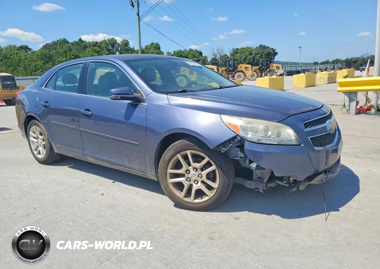 2013 Chevrolet Malibu VIN:1G11C5SA0DF195625 - 4