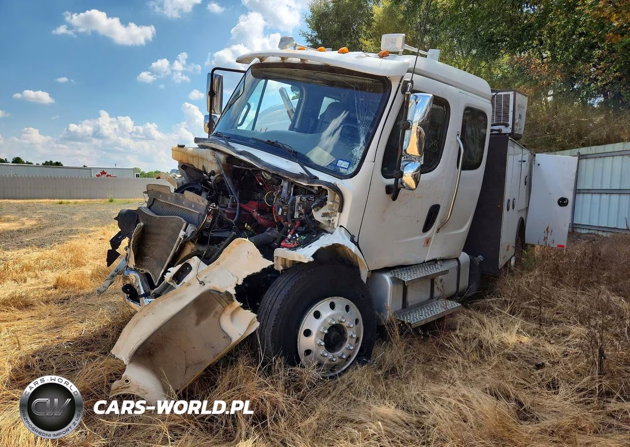 2015 Freightliner M2 106 Medium Duty