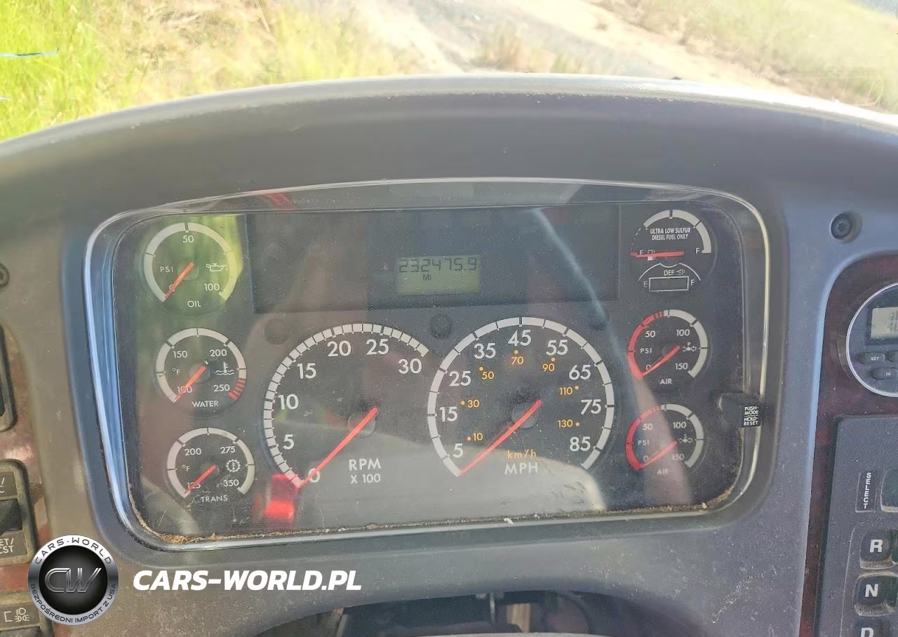2015 Freightliner M2 106 Medium Duty VIN:3ALACWCY5FDGK2990 - 9
