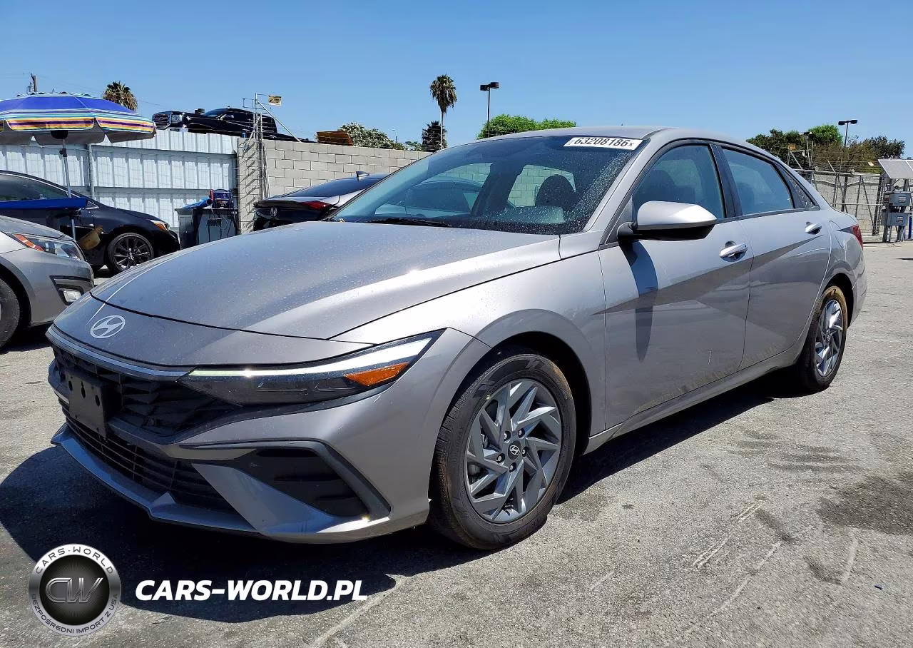 2024 Hyundai Elantra Sel