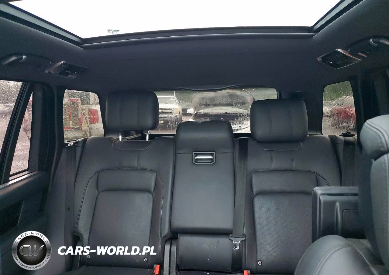 2018 Land Rover Range Rover Supercharged VIN:SALGS5RE9JA389018 - 10
