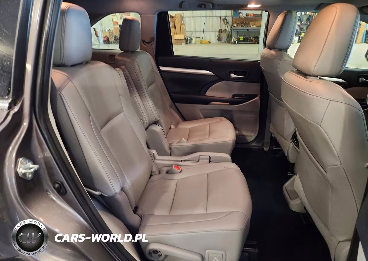 2019 Toyota Highlander Xle VIN:5TDJZRFH9KS734986 - 11