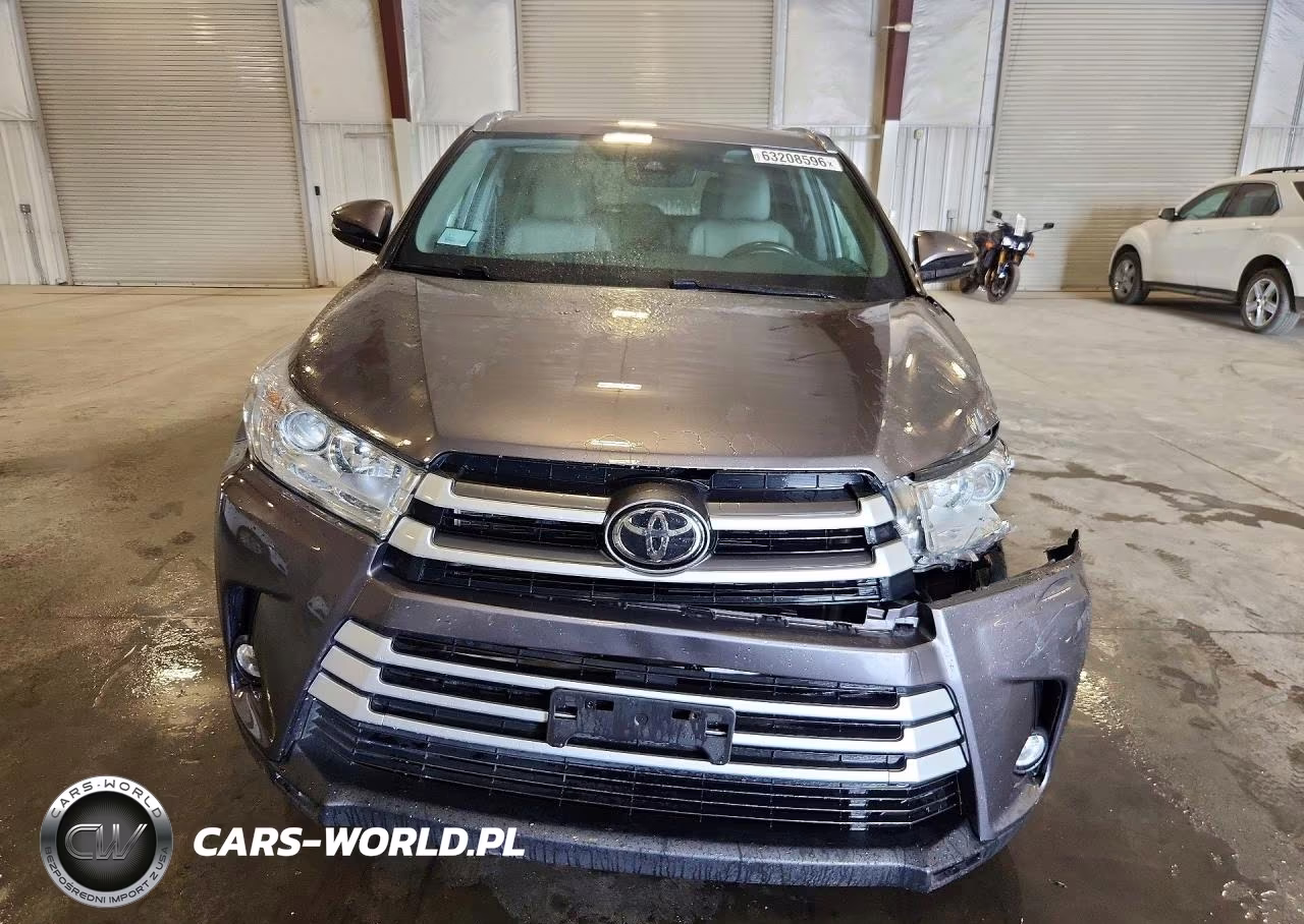2019 Toyota Highlander Xle VIN:5TDJZRFH9KS734986 - 5