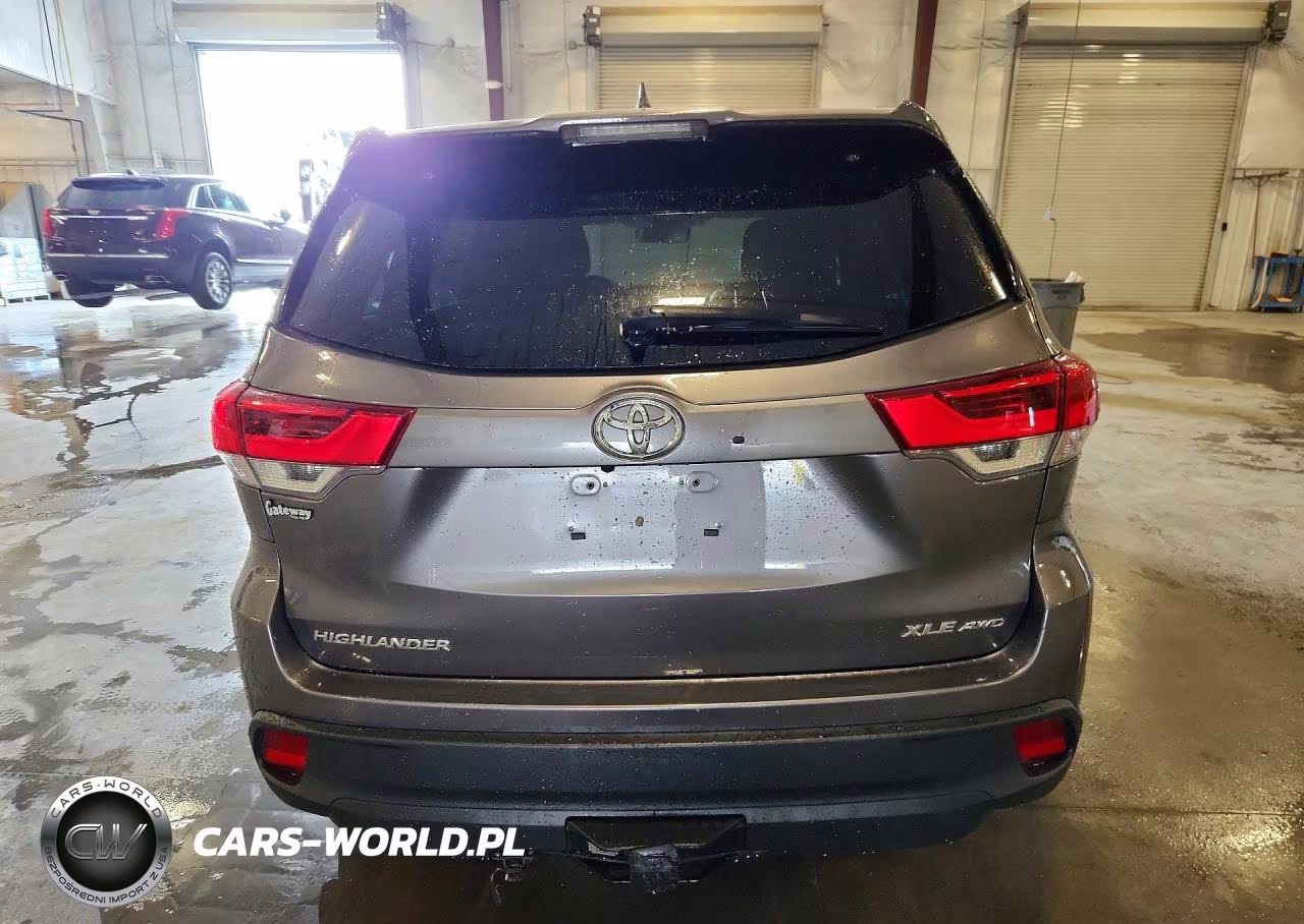 2019 Toyota Highlander Xle VIN:5TDJZRFH9KS734986 - 6