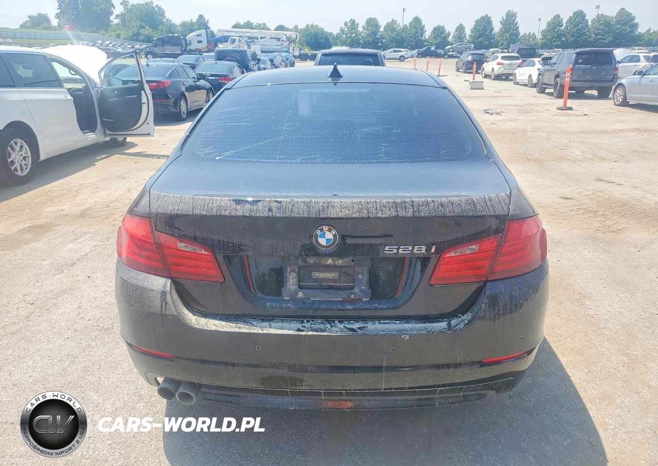 2012 BMW 528 Xi VIN:WBAXH5C57CDW09608 - 6